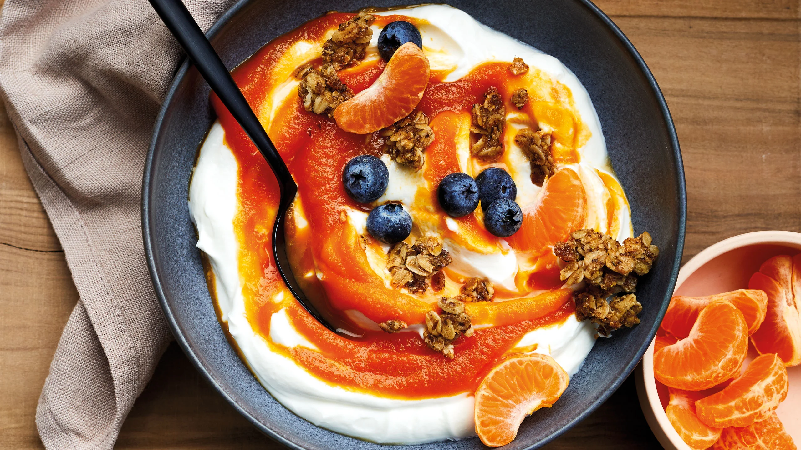 Prueba esta mermelada de pastel de zanahoria con yogurt y fruta fresca Prueba esta mermelada de pastel de zanahoria con yogurt y fruta fresca