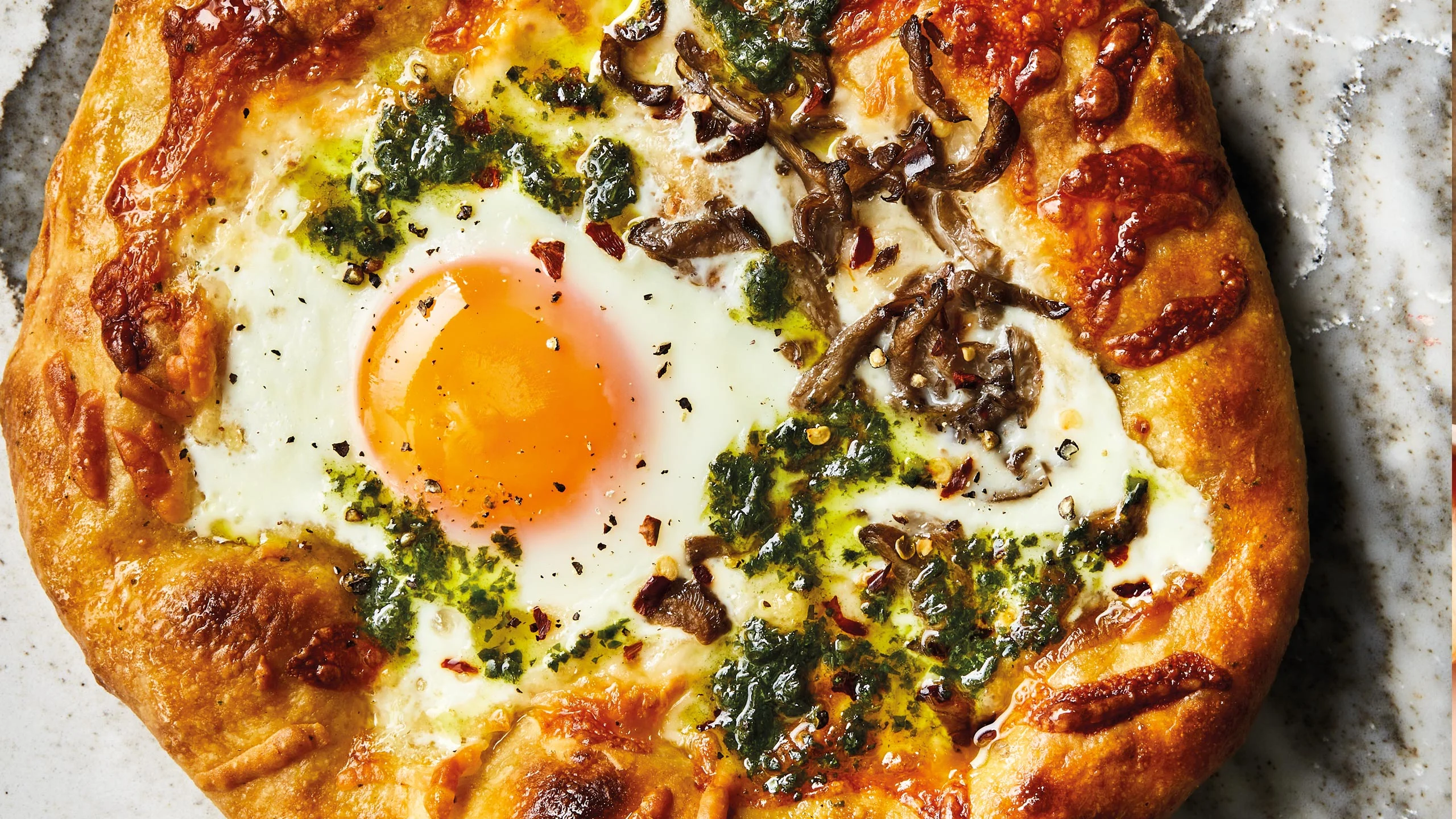 Estas pizzas ahumadas se convertirán en tu desayuno favorito
