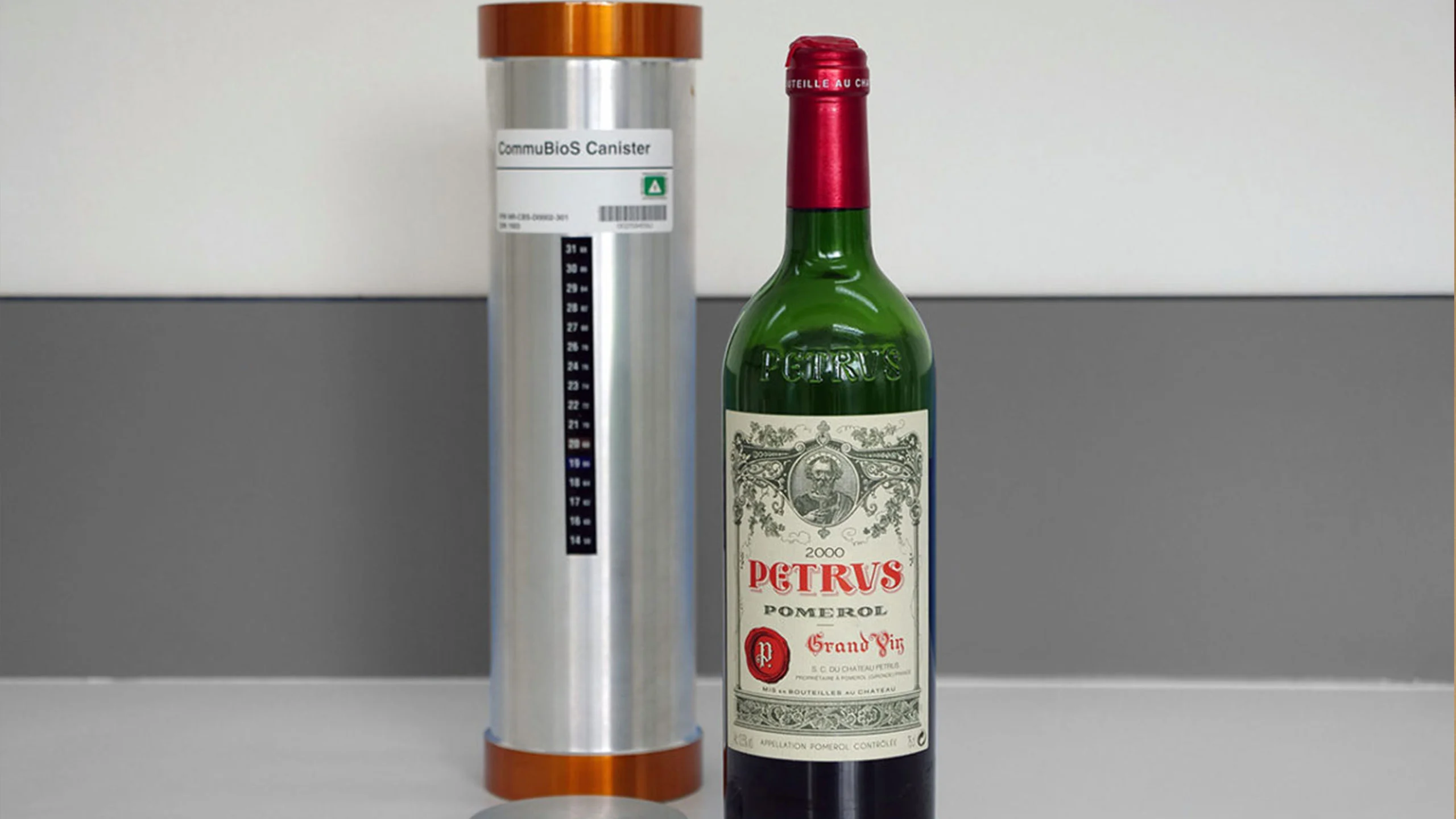 Ya está aquí el primer vino espacial, añejado 14 meses fuera de este planeta. ¿A qué sabrá?