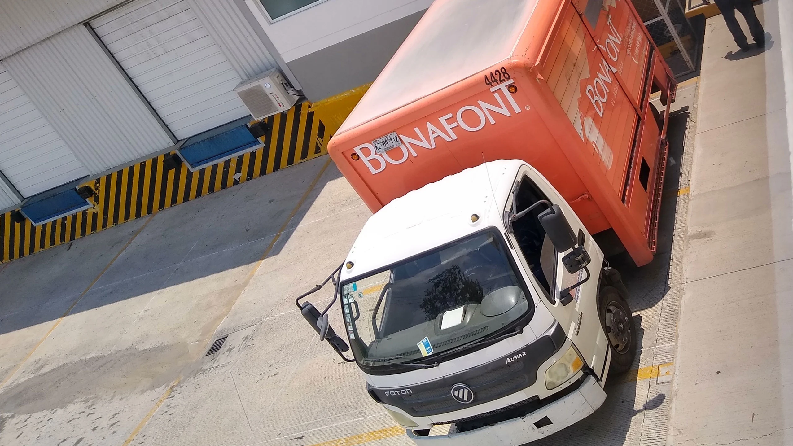 Acusan a Bonafont de extraer agua de pozos clandestinos en Puebla