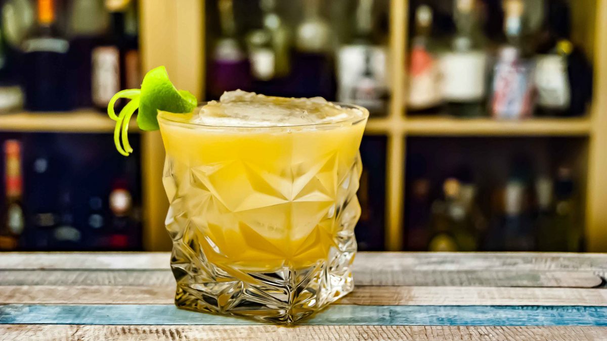mezcal-stalk
