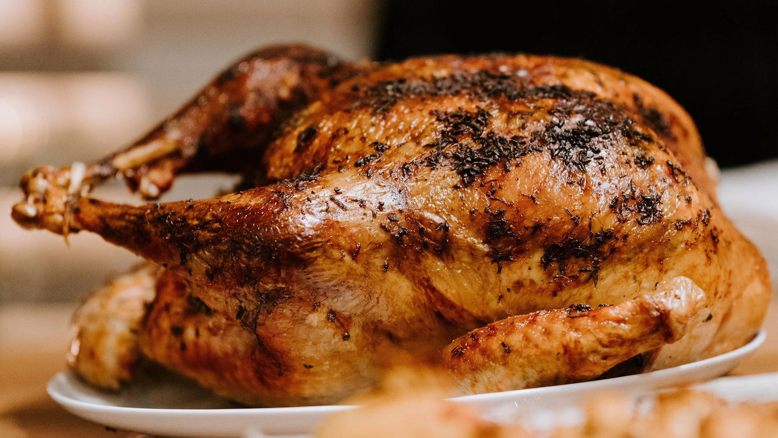¿Cómo cocinar pollo en tu freidora de aire?