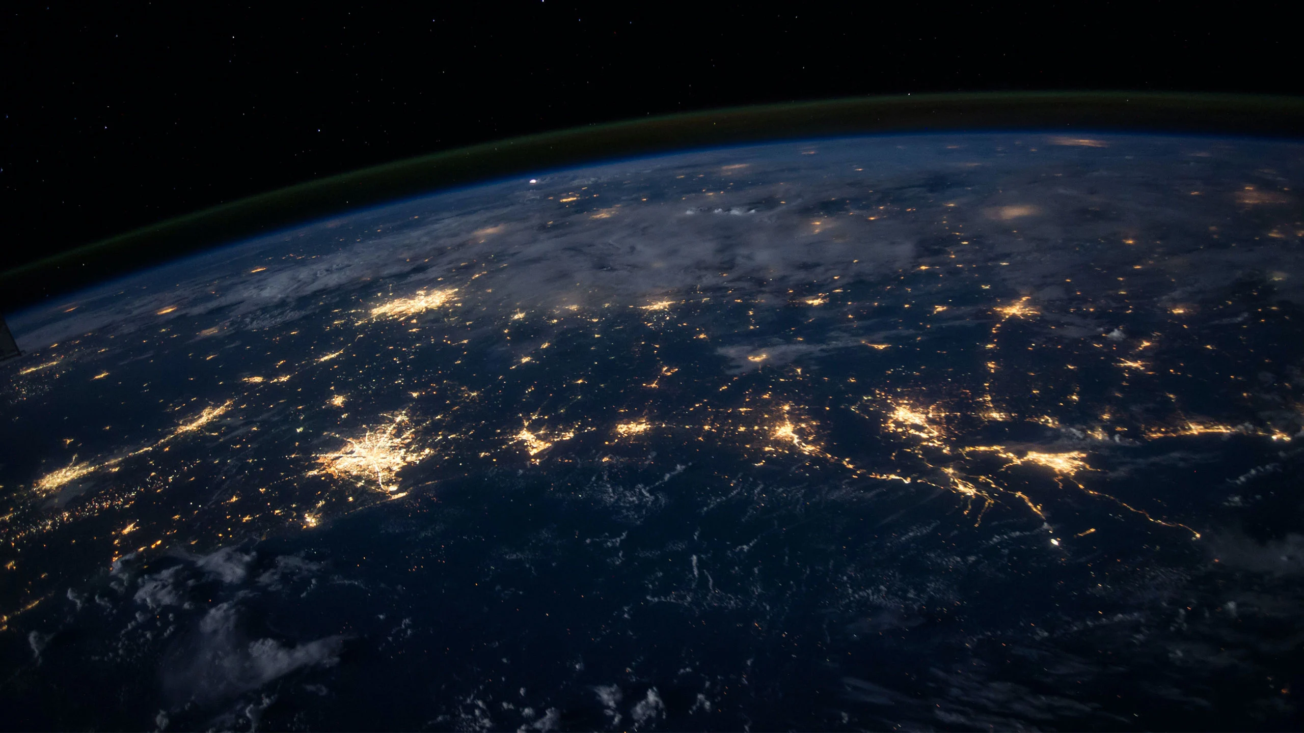 Viajes al espacio de 6 horas con wifi, comida y bebidas incluidas