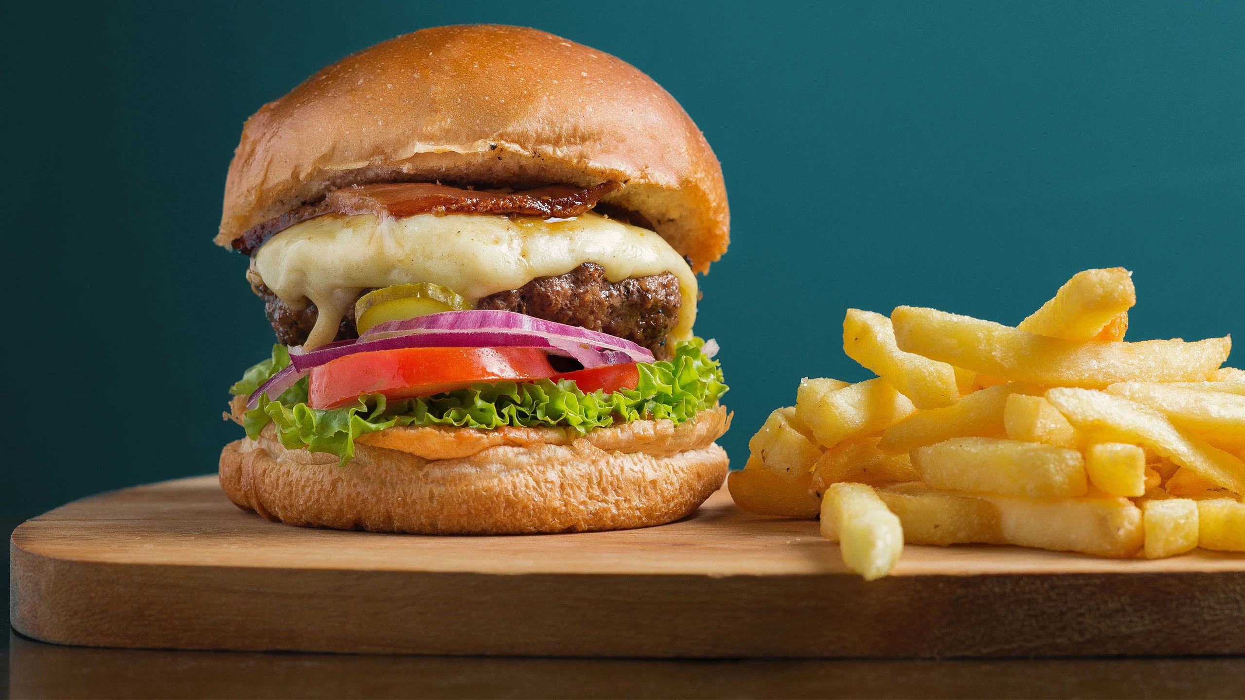 Prepara tu propio pan de hamburguesa, ¡te decimos cómo!
