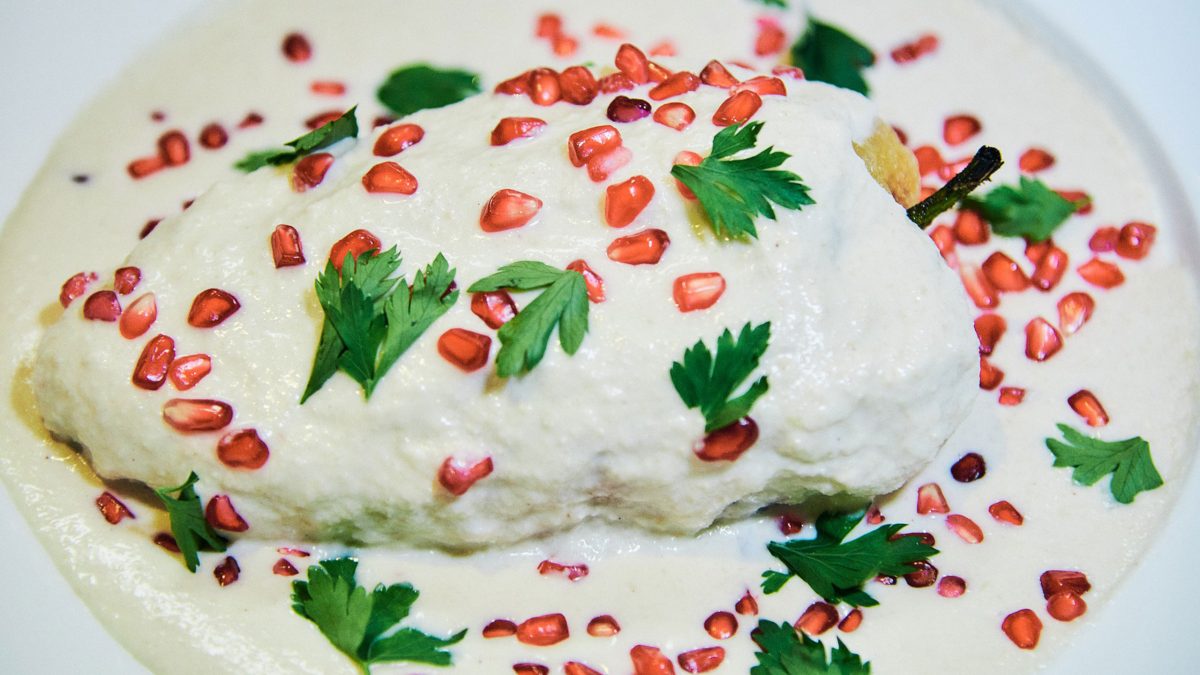 plato-chile-en-nogada