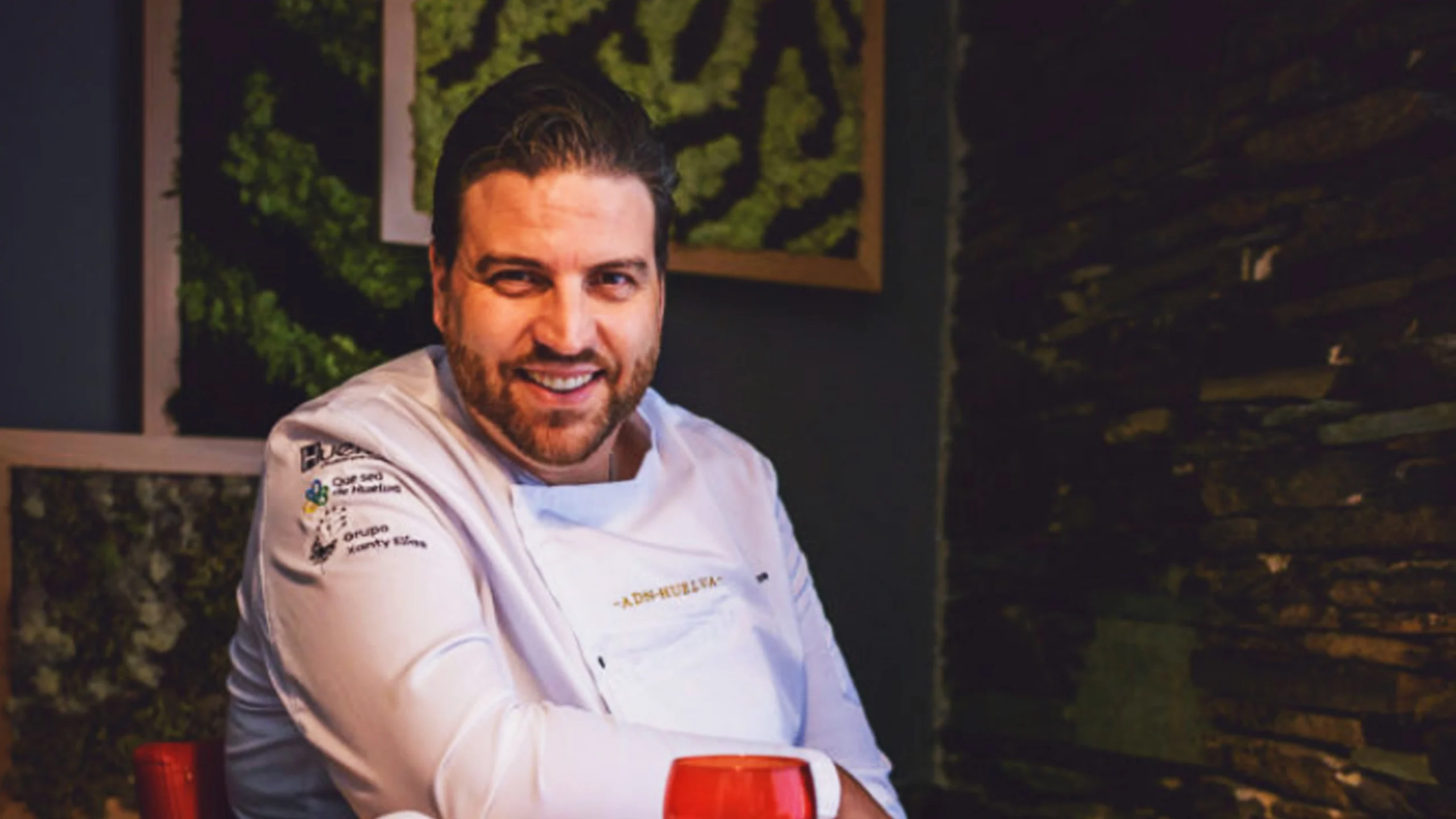 El chef Xanty Elías recibió el Basque Culinary World Prize 2021 por promover la educación alimentaria infantil