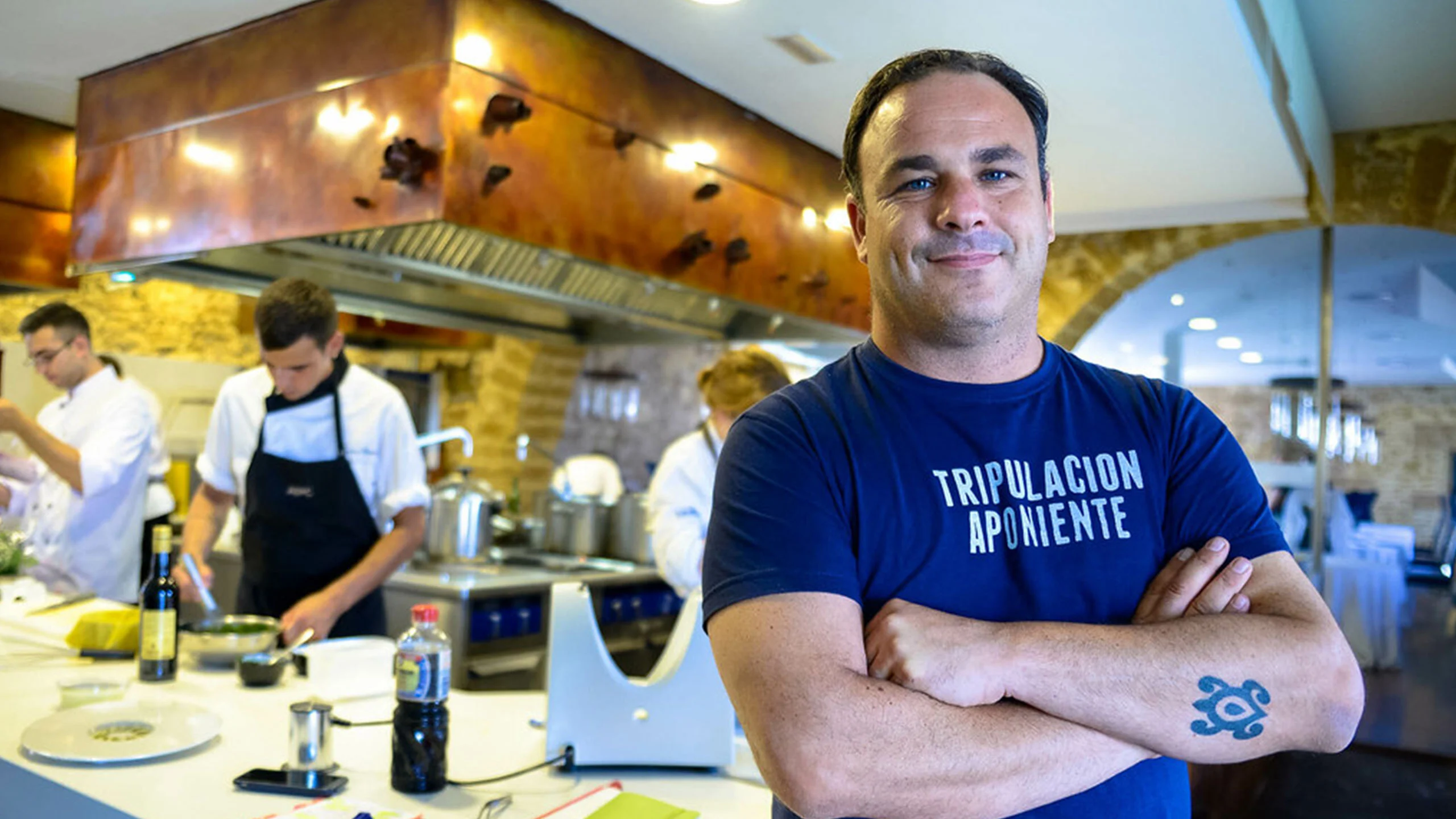 El chef español Ángel León diseña un proyecto para llevar su comida a la Luna