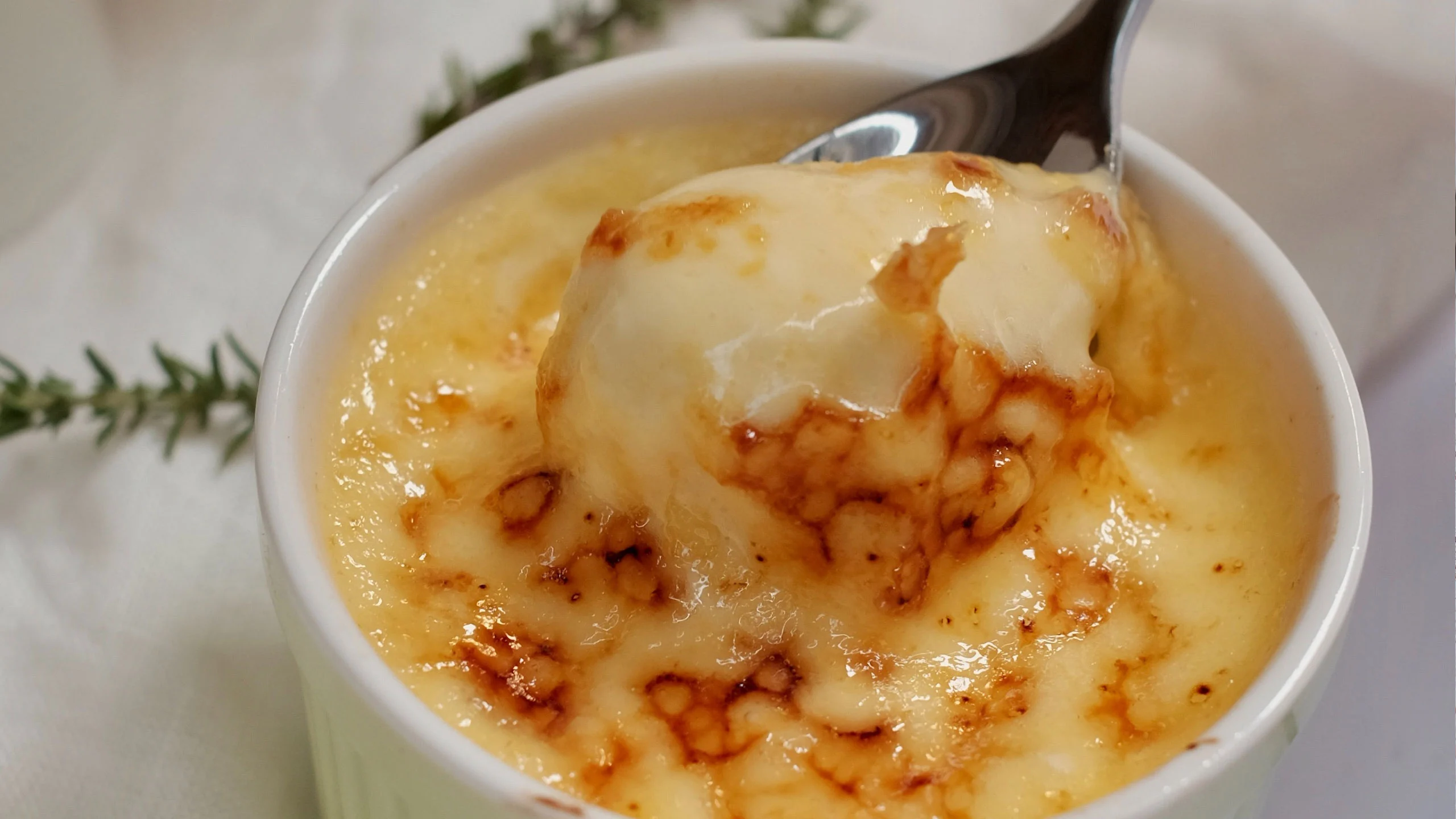 Aprende a preparar fácilmente un auténtico crème brulée