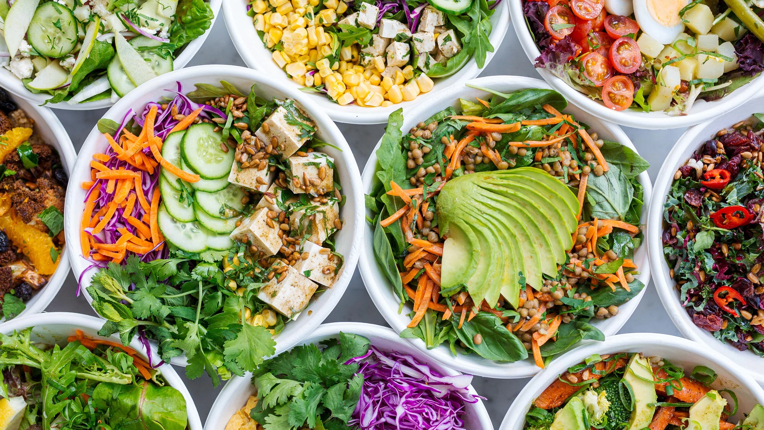 5 ensaladas de verano que te sorprenderán 5 ensaladas de verano que te sorprenderán