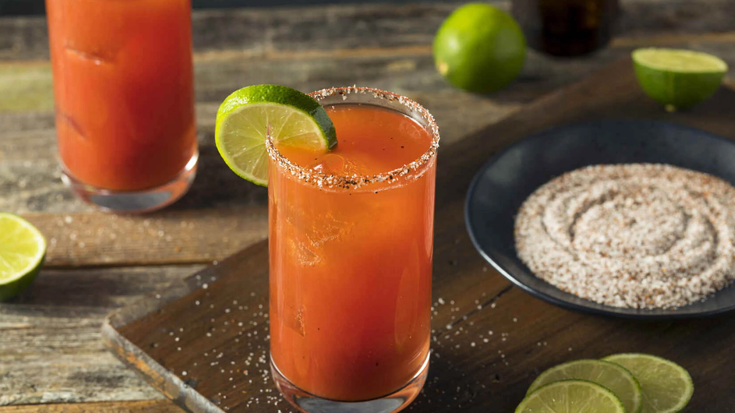 Para volver a la vida, ¿qué mejor que una michelada?