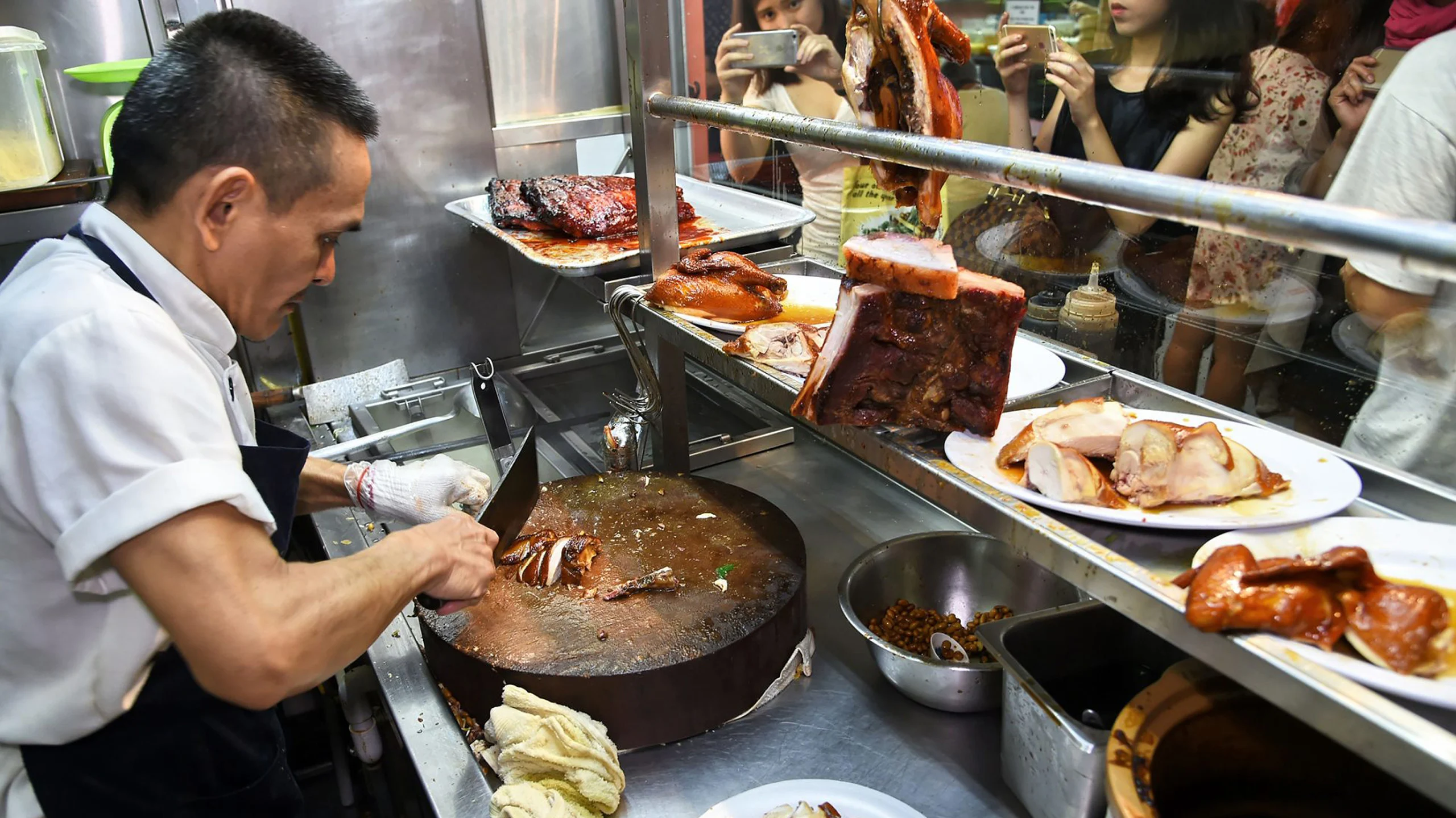 La “comida más barata del mundo con estrella Michelin” perdió la estrella