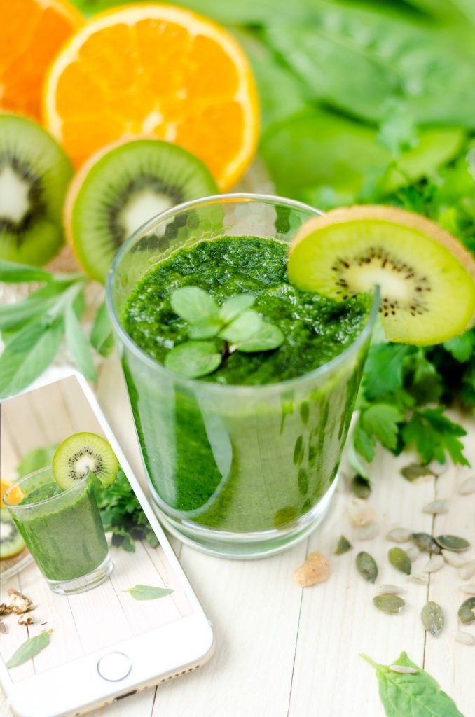 jugo de kiwi-colon irritable