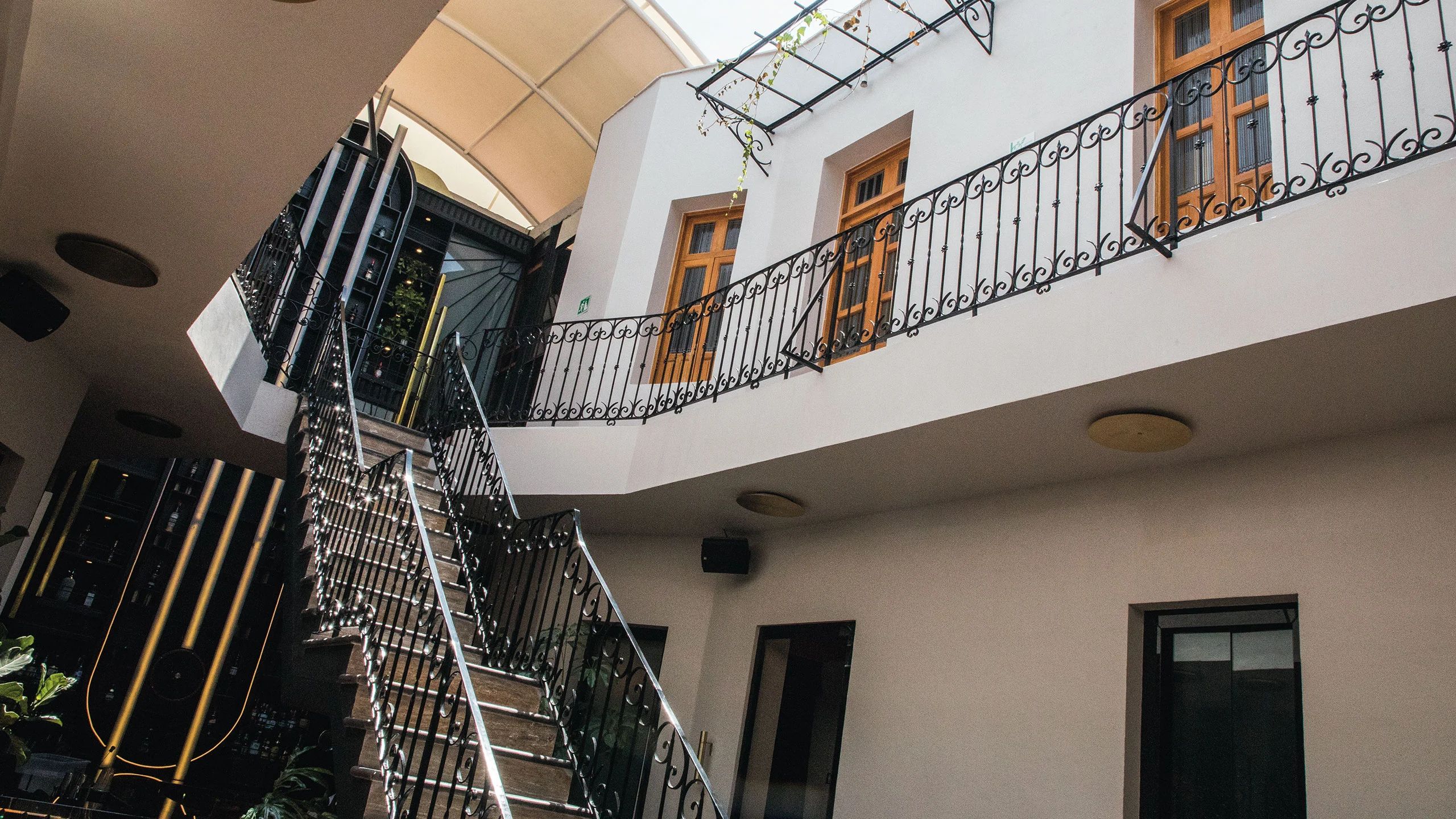 Casa Prunes: coctelería de autor y gastronomía sustentable en la Roma