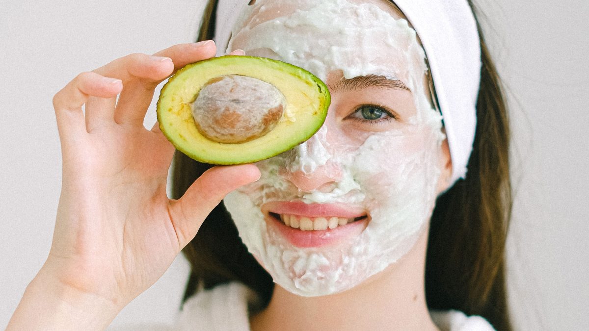 mascarillas-caseras-aguacate