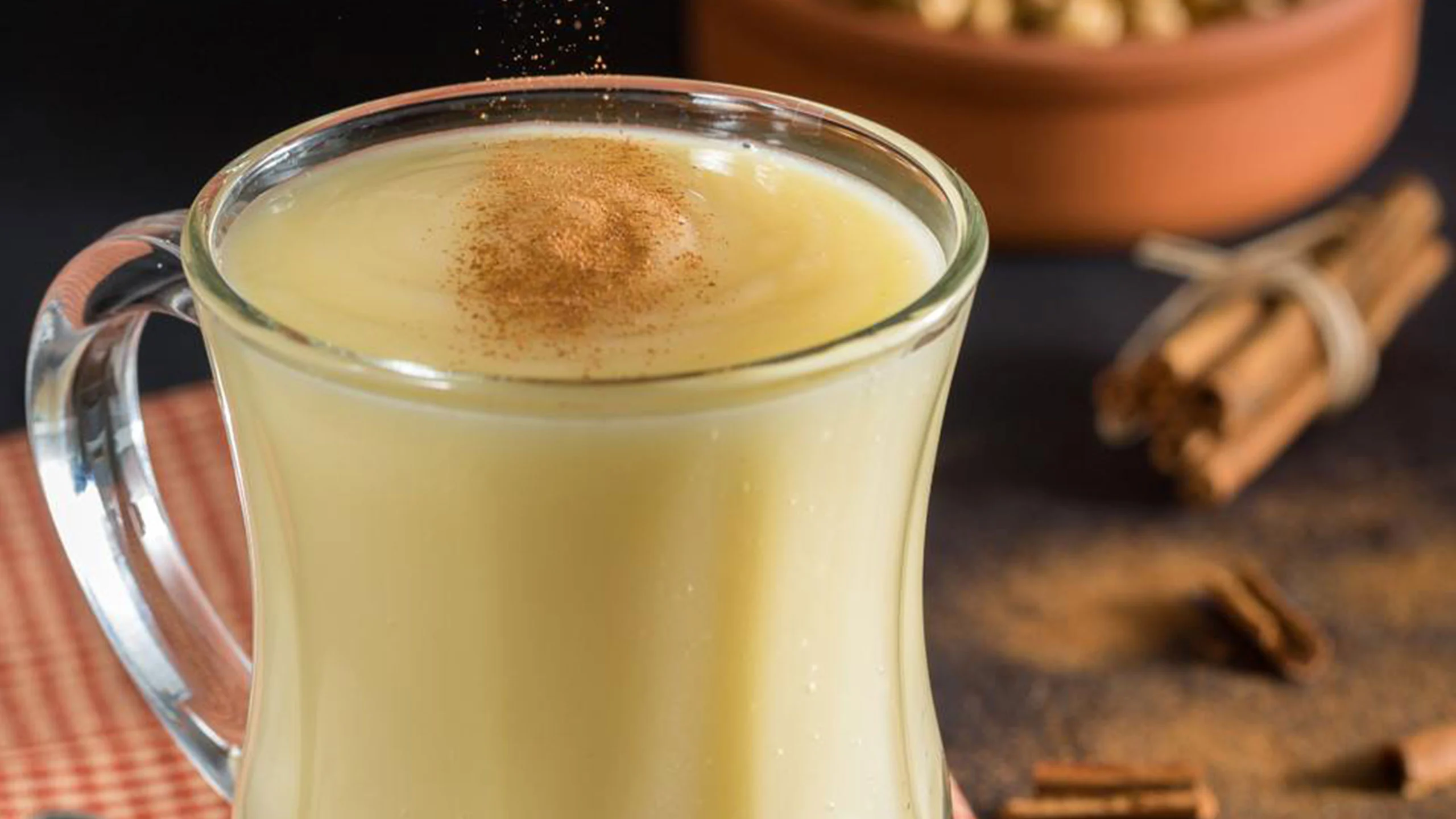 Receta de  rompope casero (con menos de 10 ingredientes)
