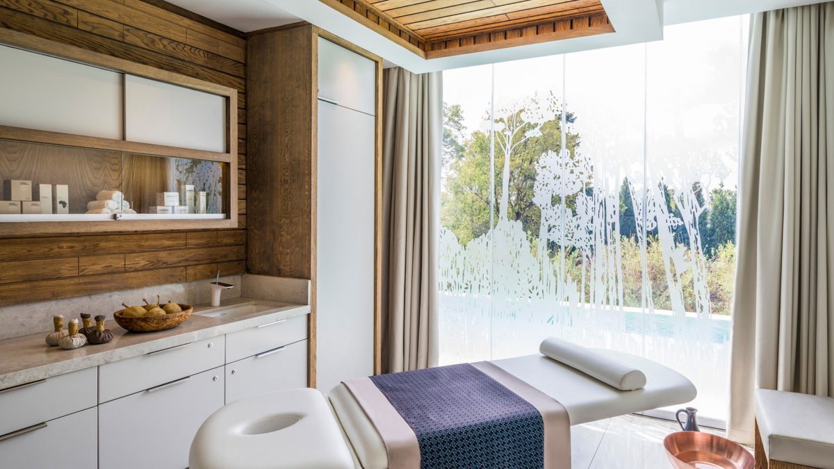 Four-Seasons-the-Westcliff2