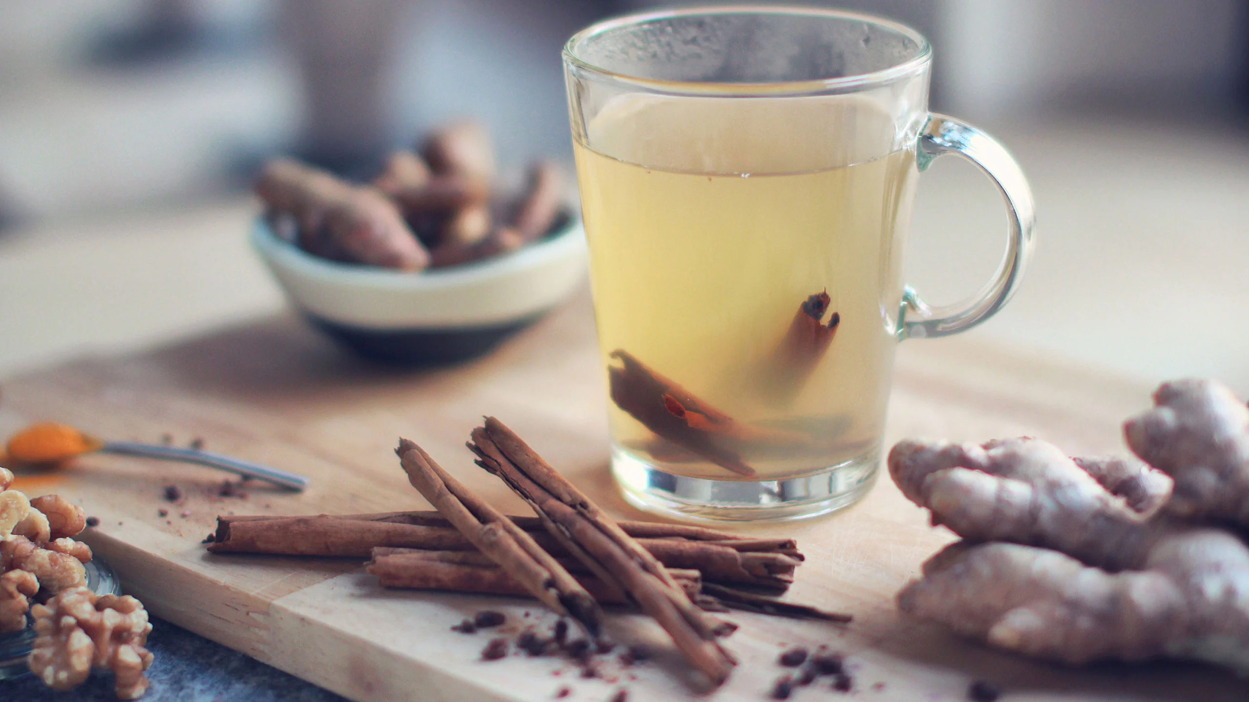Té de cúrcuma y jengibre para mejorar tus defensas Té de cúrcuma y jengibre para mejorar tus defensas