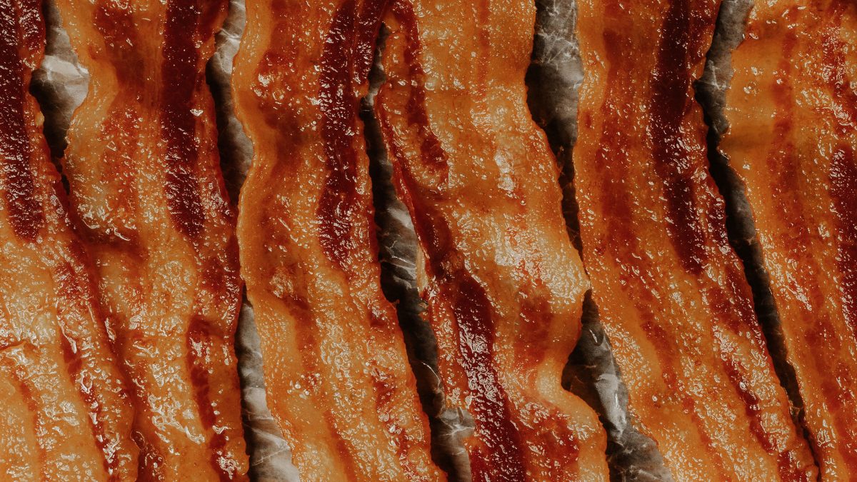 tocino-alimentos-danan-el-corazon