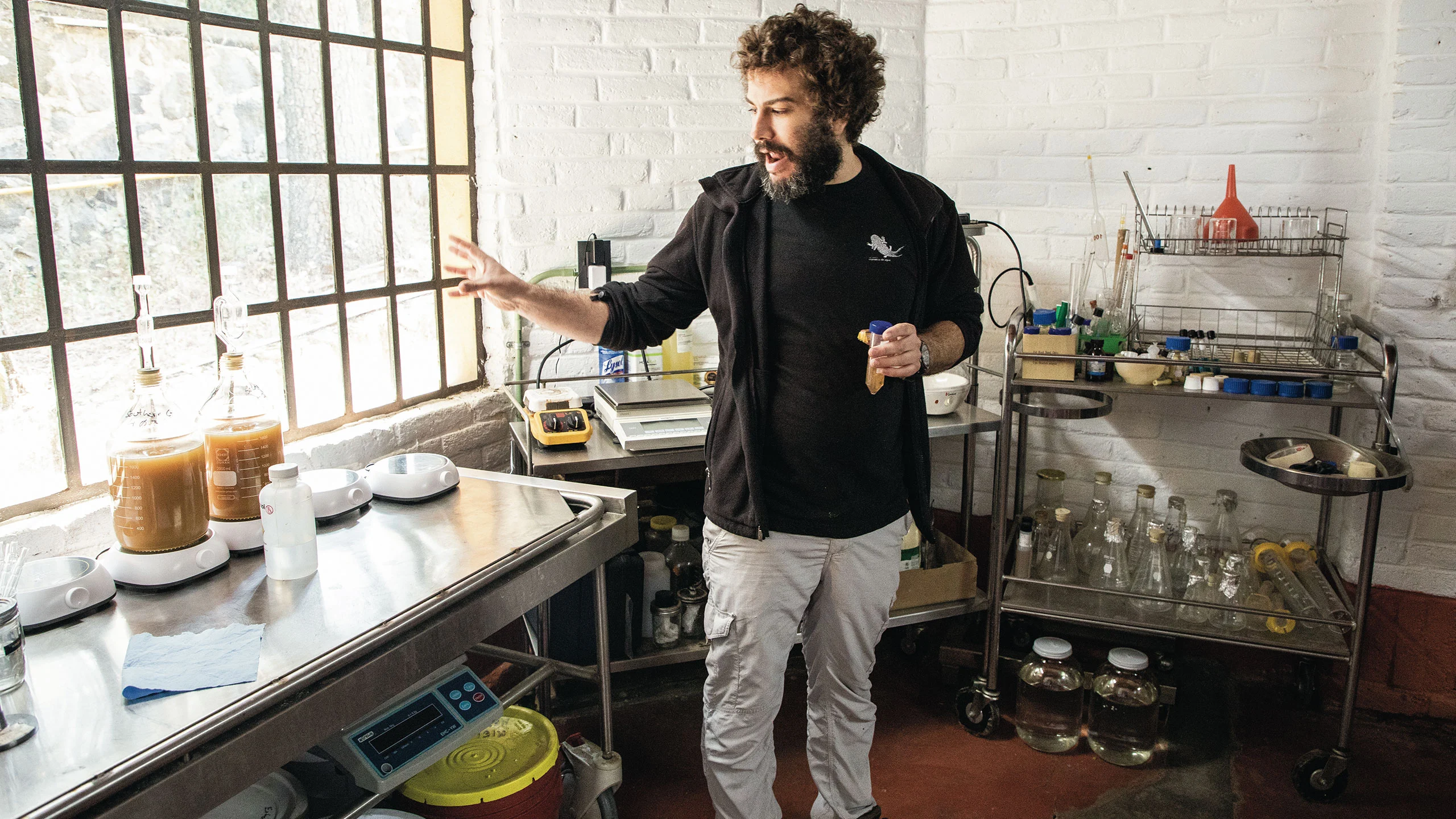 Cervecería Monstruo de Agua: magos de las levaduras salvajes