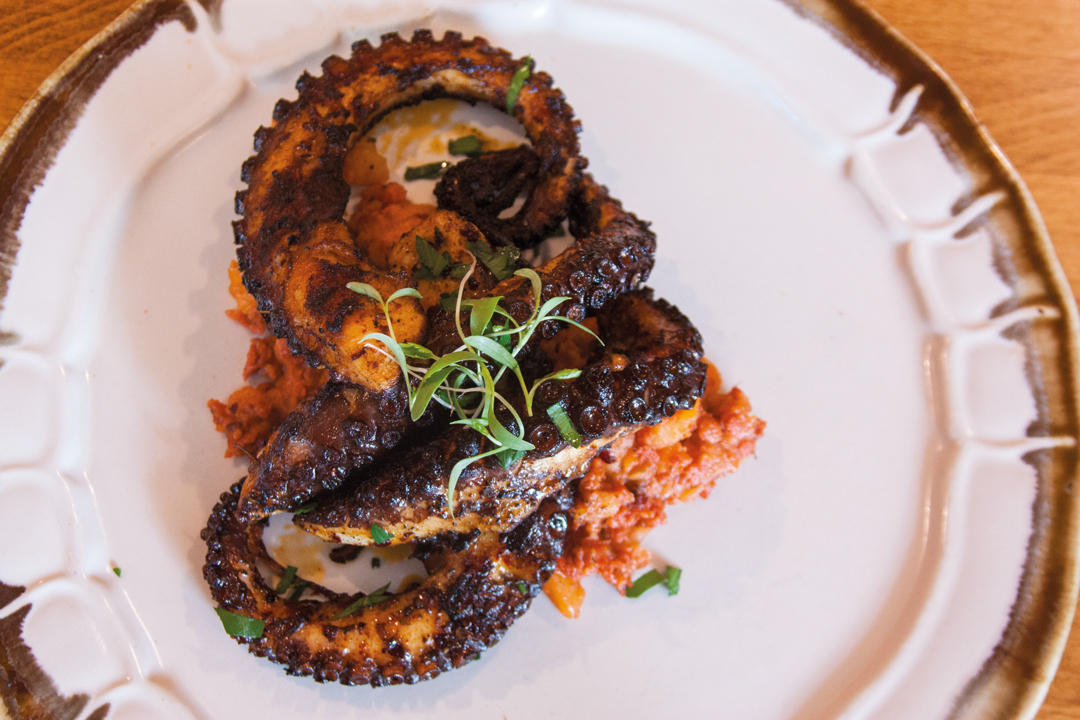 receta-de-Pulpo-con-papas-y-chorizo-lula-martin-del-campo