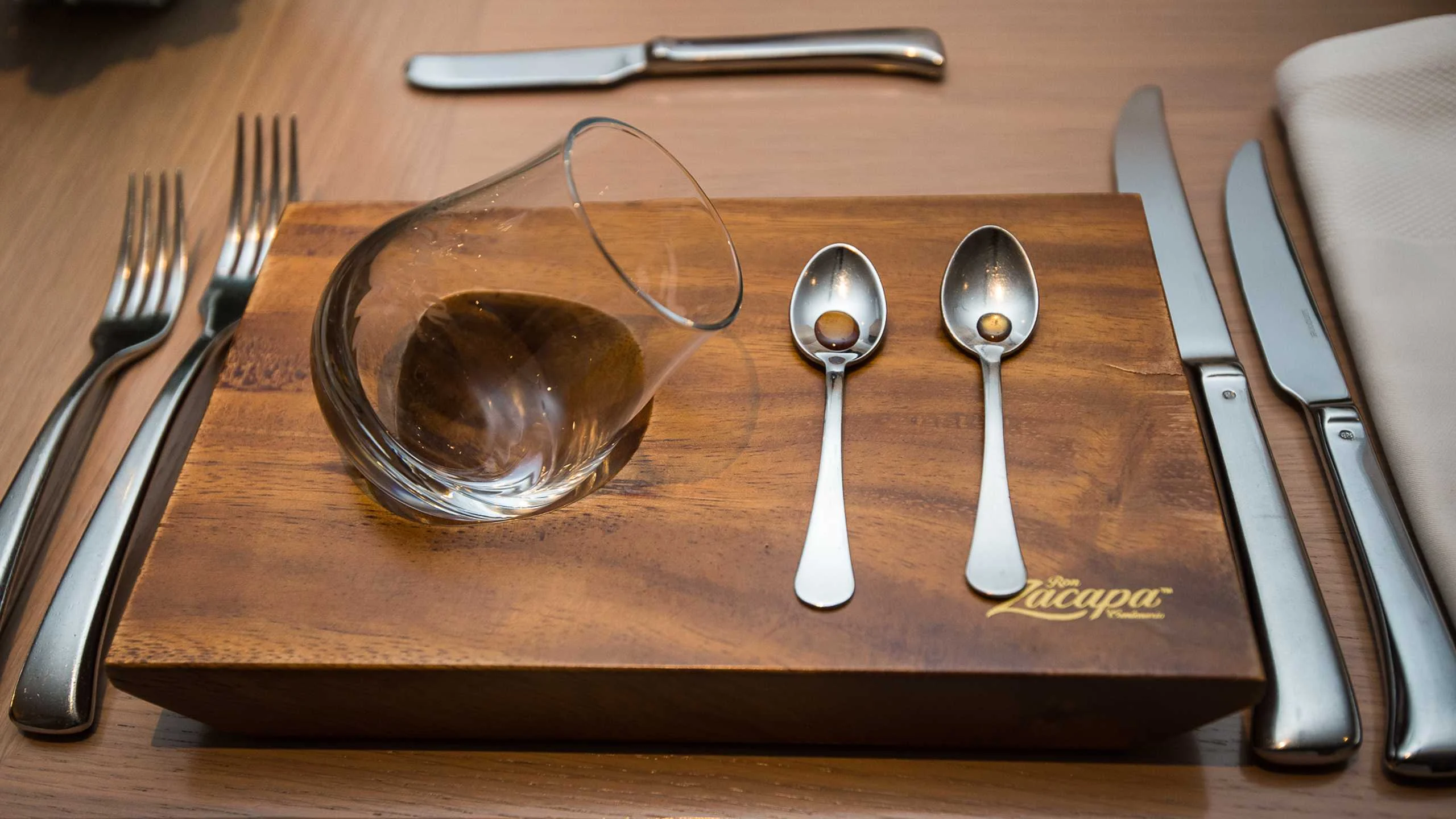 De sobremesa con Zacapa
