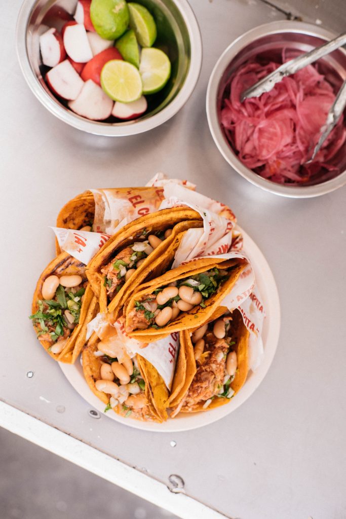 Tacos de birria estilo Tijuana de El Compita | Foto: Cortesía