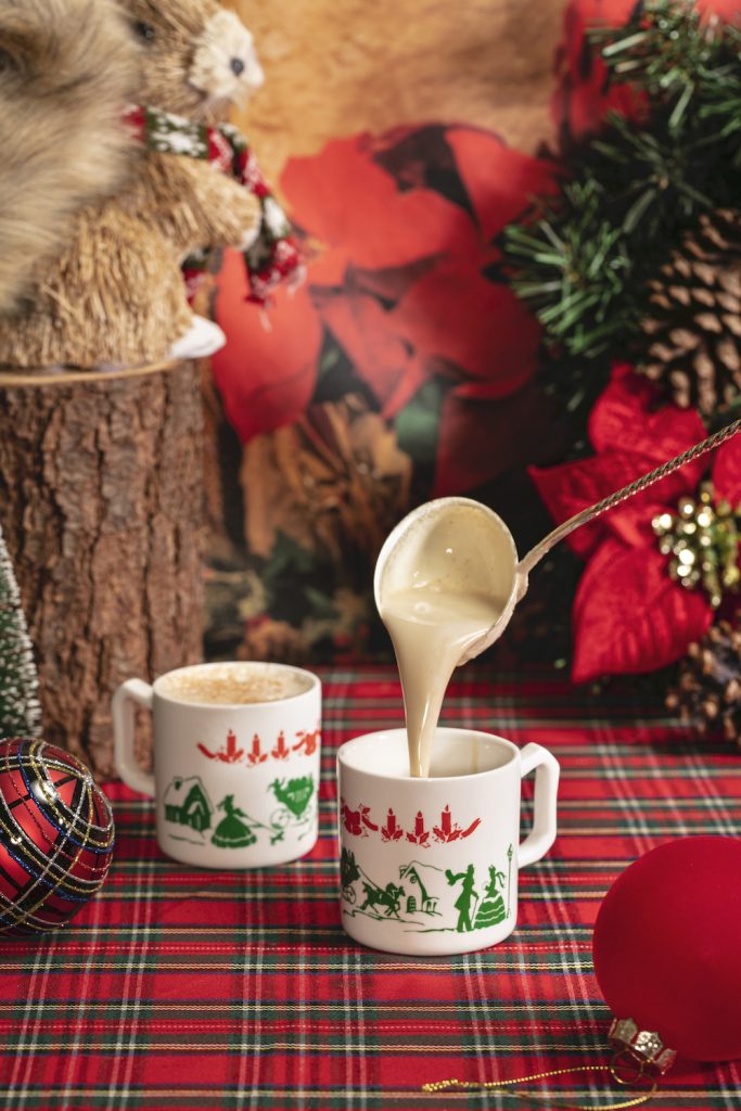 Coctel Hot Buttered Rum | Foto: Melissa Hom, cortesía Limantour
