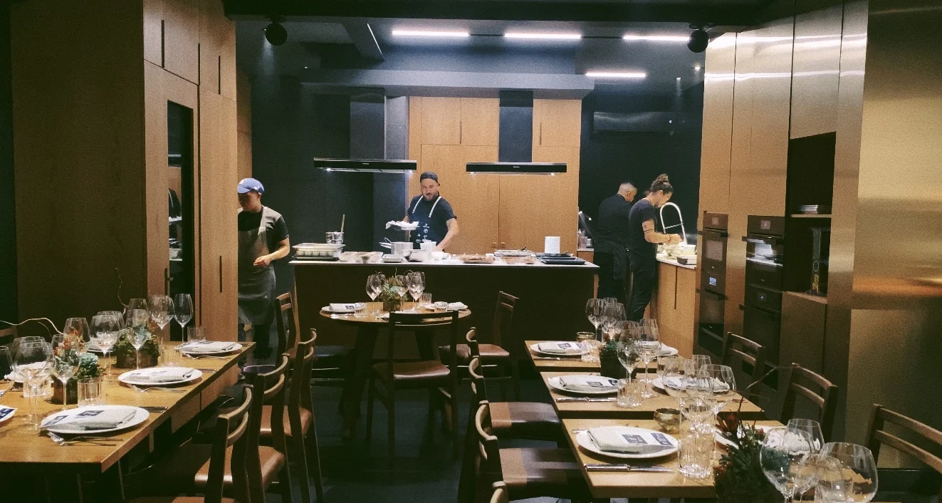 Endémica y Taverna conquistaron su Cena a 6 manos en Food & Wine Table