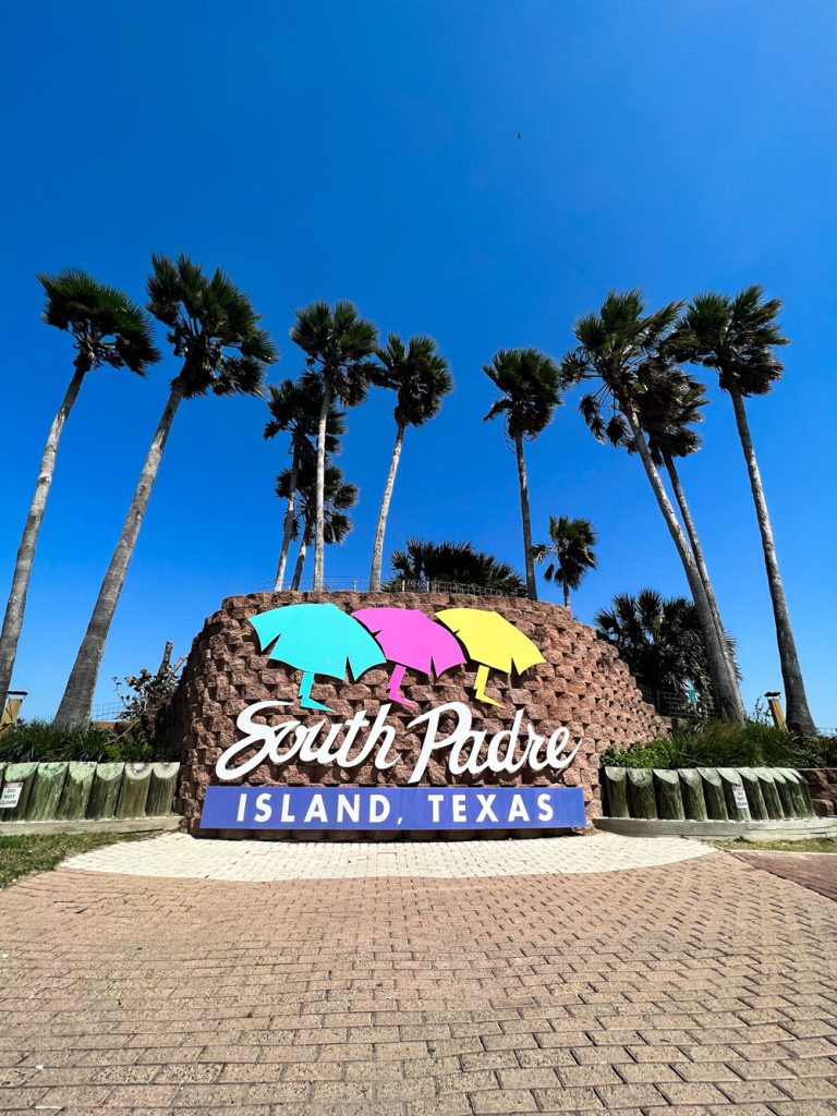 Logo Isla del Padre, Texas