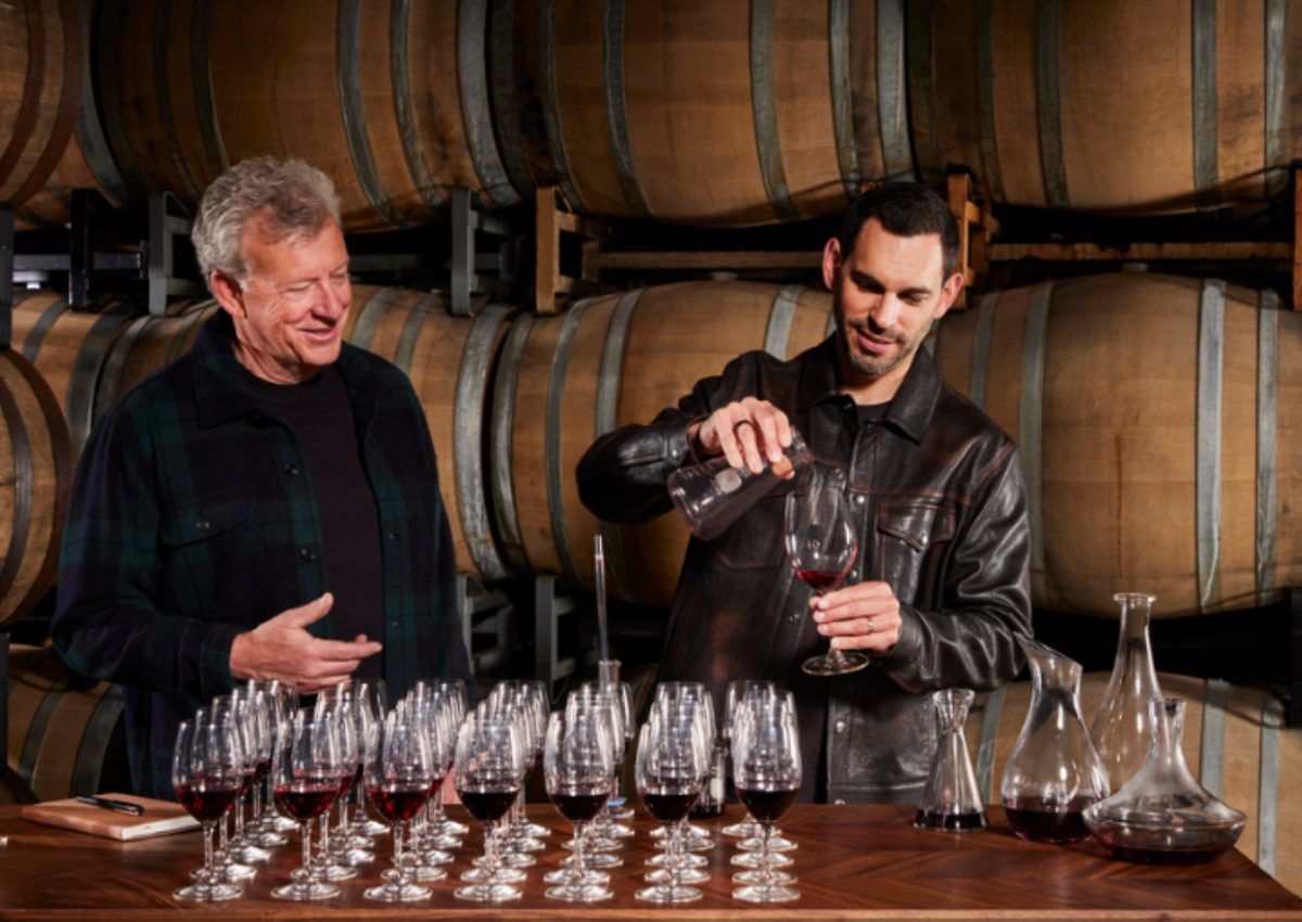 Enólogos Sebastián Donoso y Bob Blue, de la bodega 1000 Stories