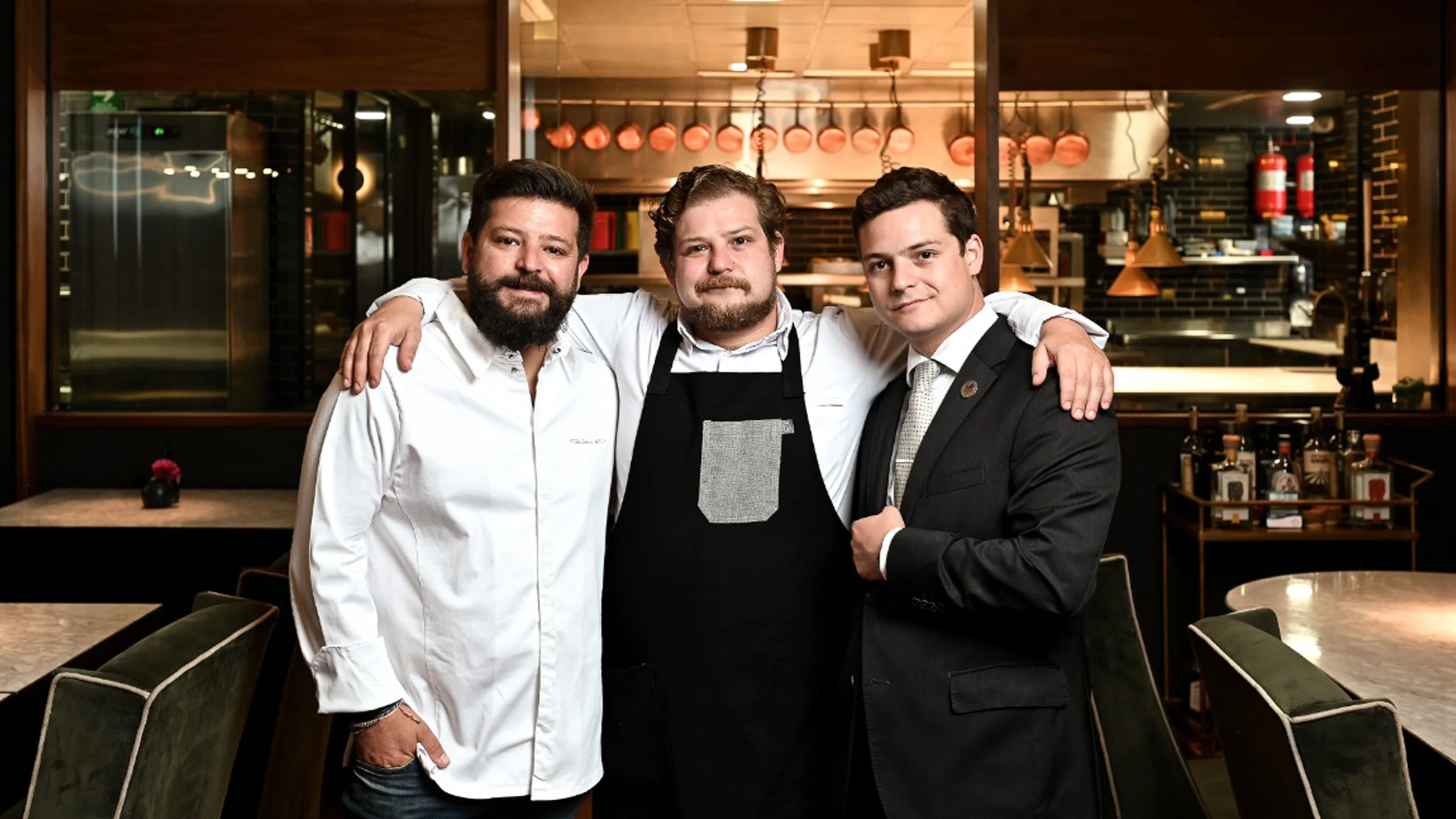 Müi y Koli llevan un menú de fine dining a la puerta de tu casa