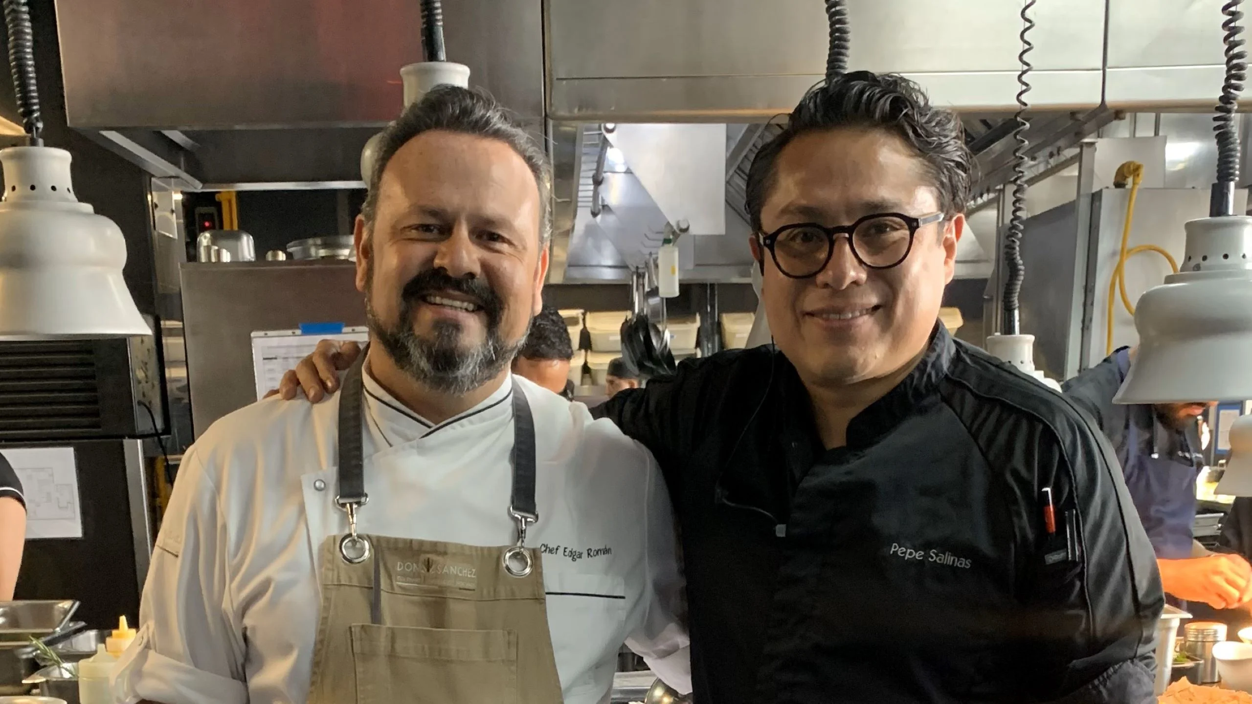 Pepe Salinas y Edgar Román celebran los 20 años de Comepesca