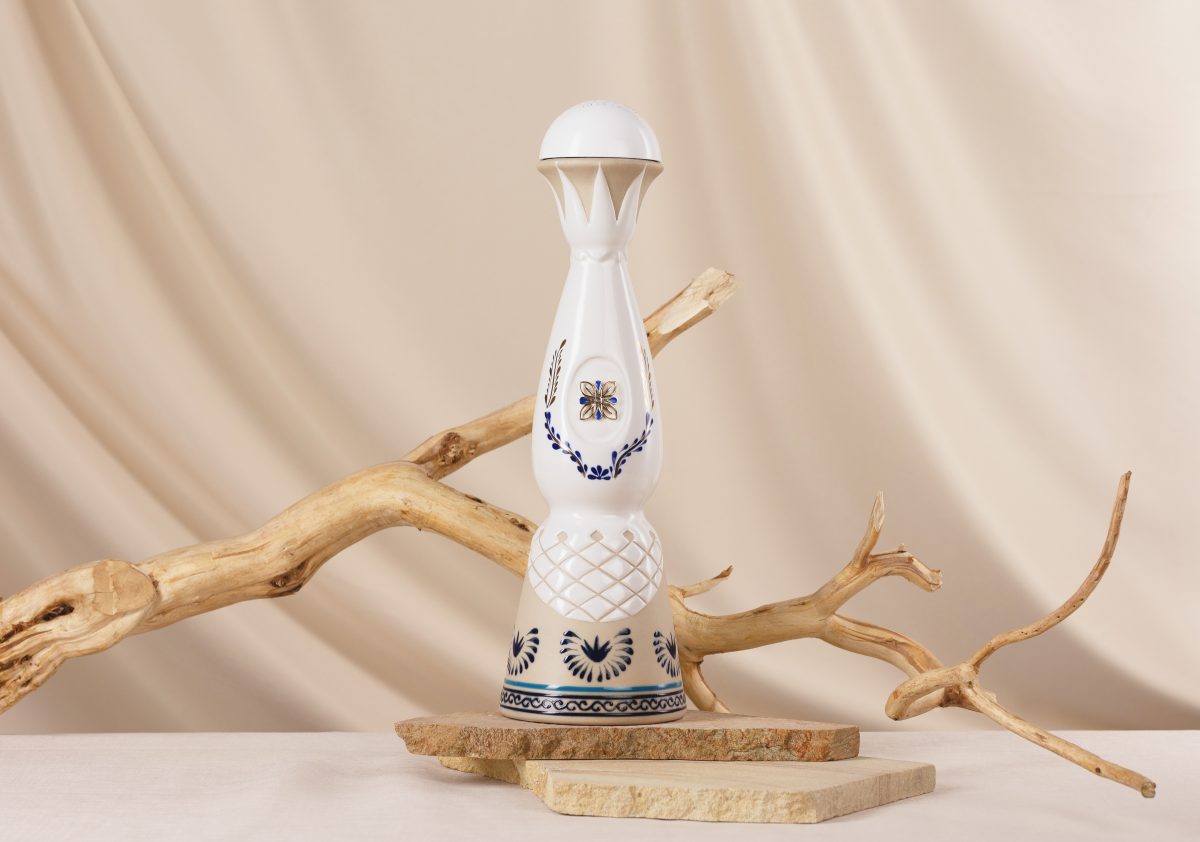 clase azul tequila añejo