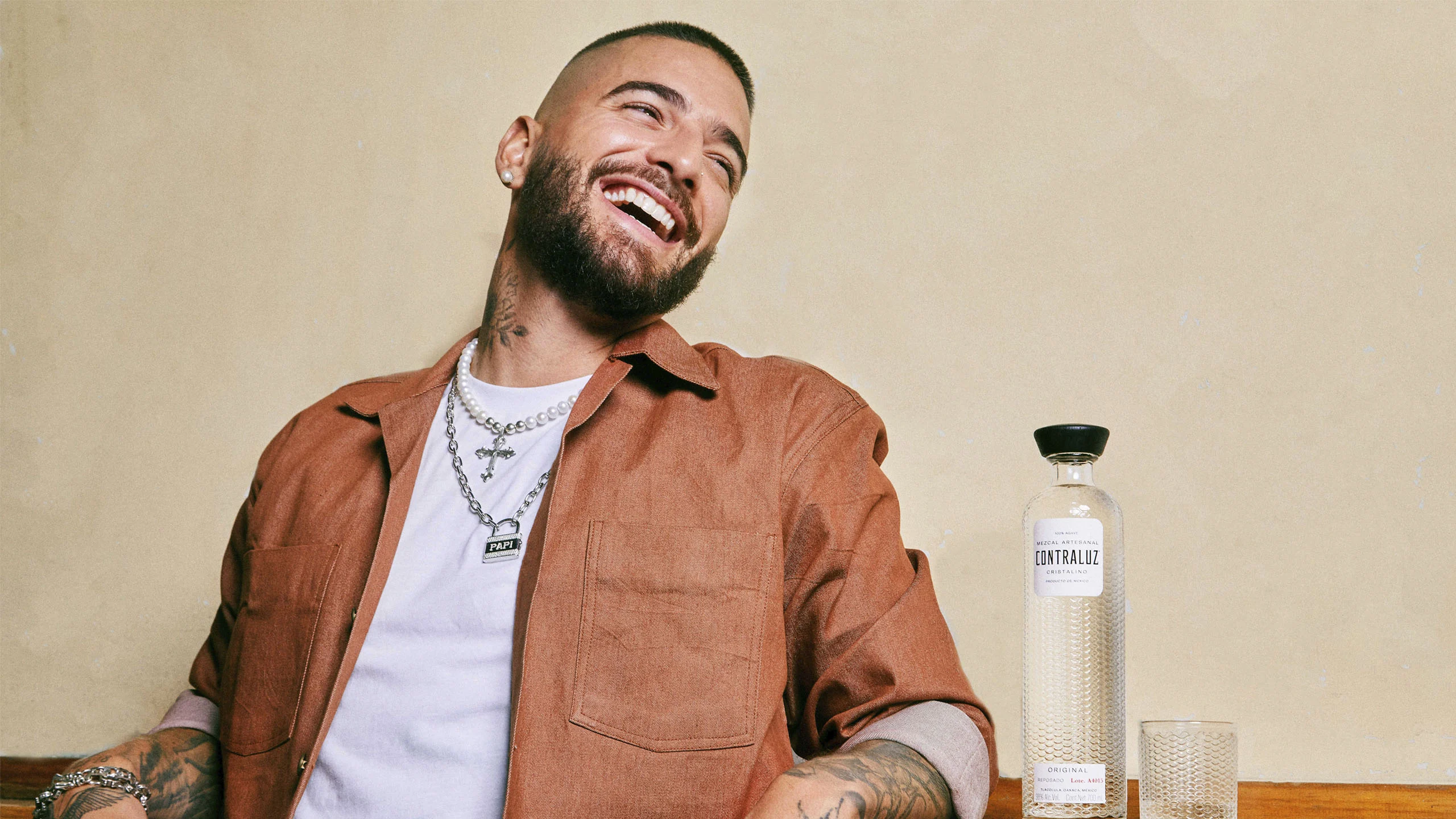 Hablemos del mezcal Contraluz de Maluma