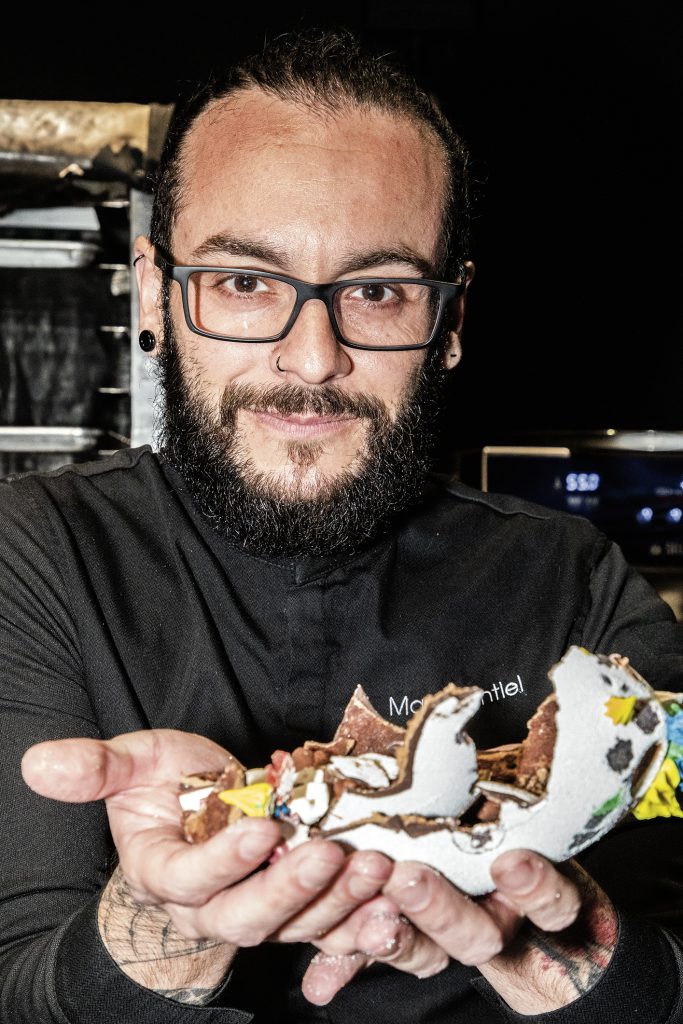 El chocolatero y diseñador Mao Montiel