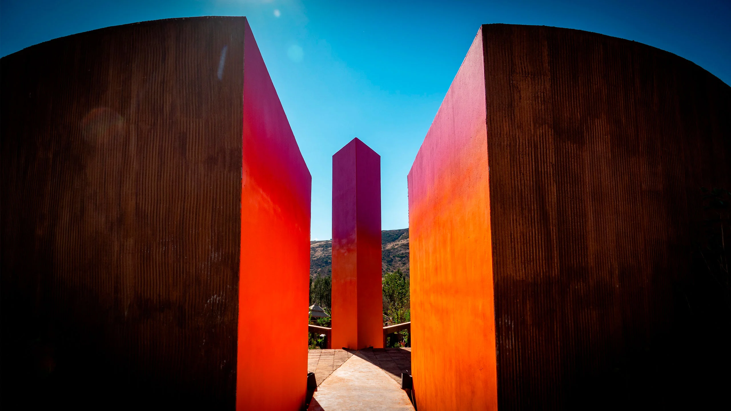 Valle de Guadalupe recibe a Valle Farms entre arquitectura y huertos