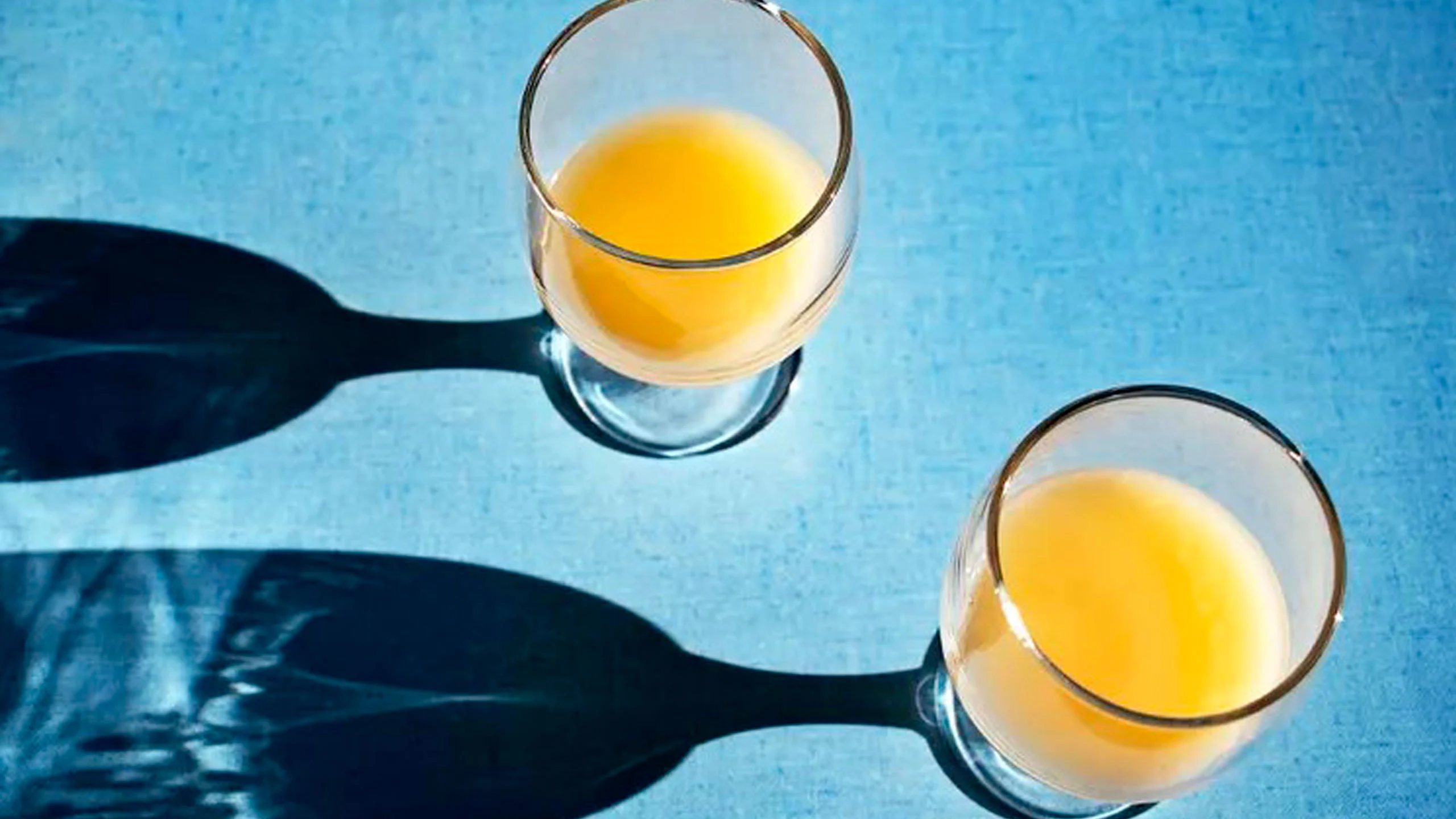 Cómo disfrutar del pastis, el licor favorito de los franceses