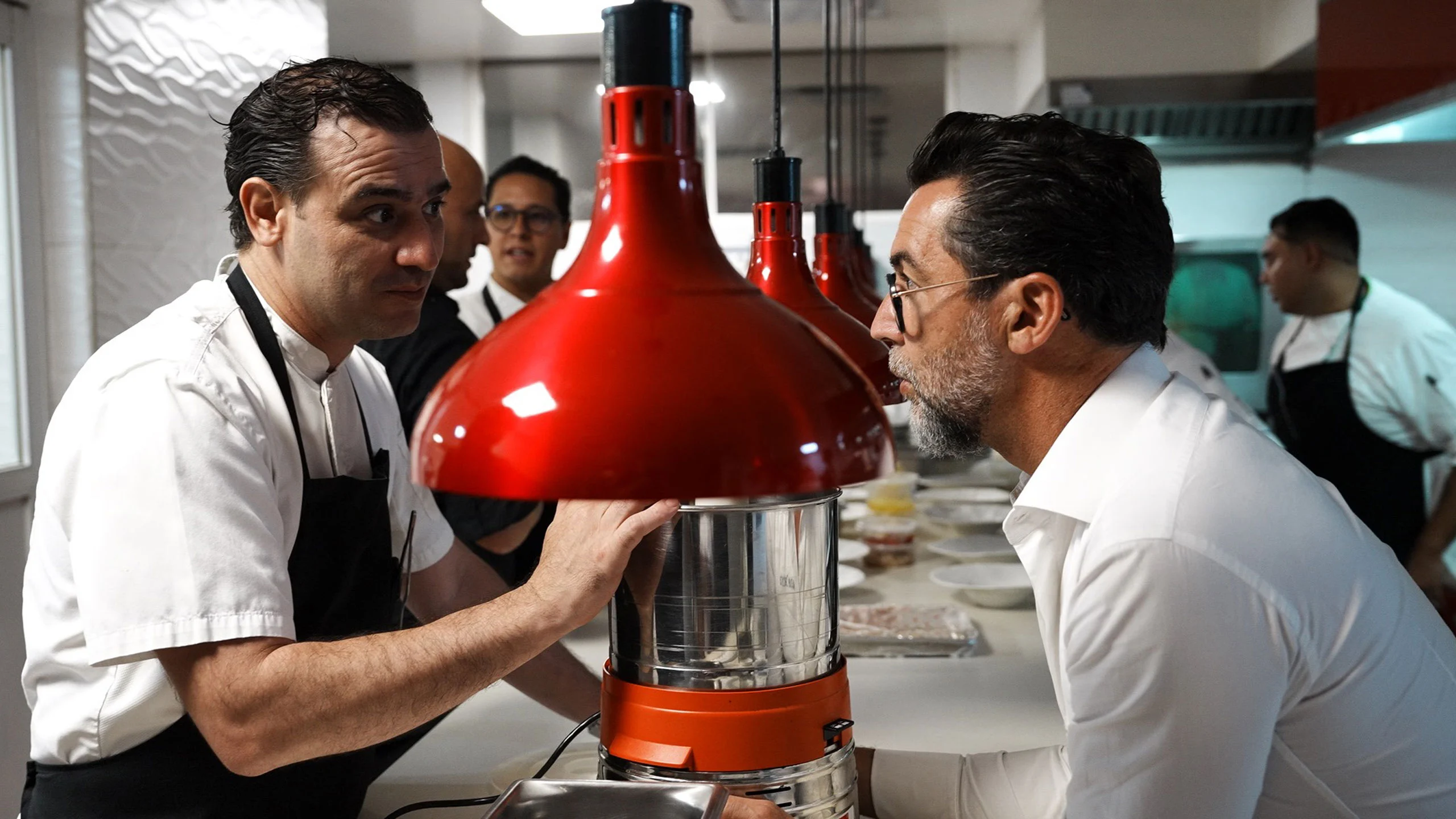 Le Chique celebra sus 15 años con la visita del maestro Quique Dacosta