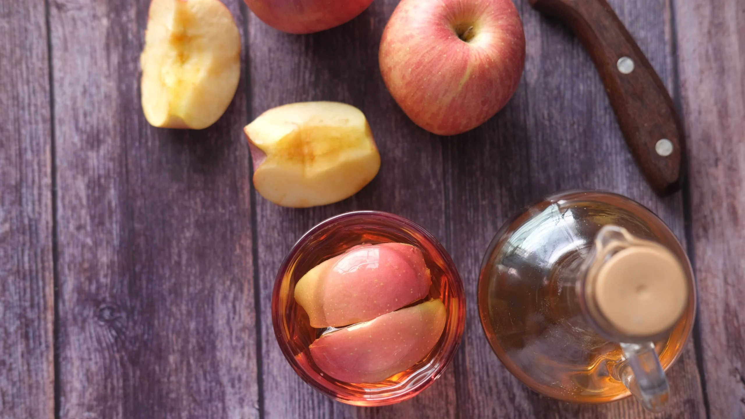 Exquisitos cocteles con sidra de manzana