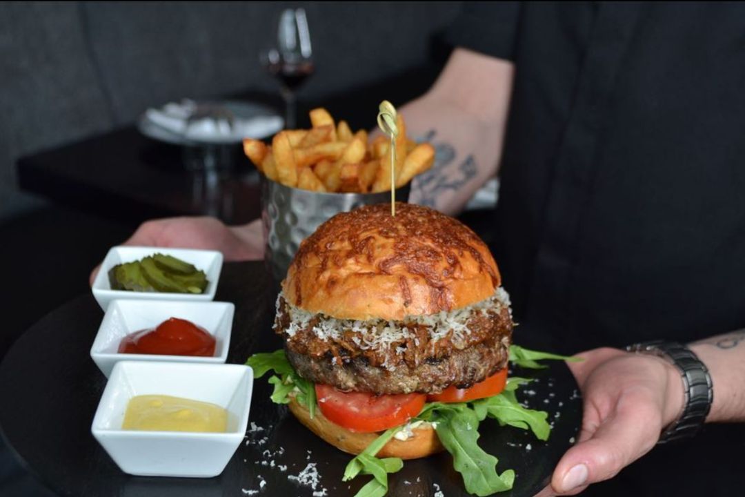 Clásica y favorita, Hamburguesa Eloise
