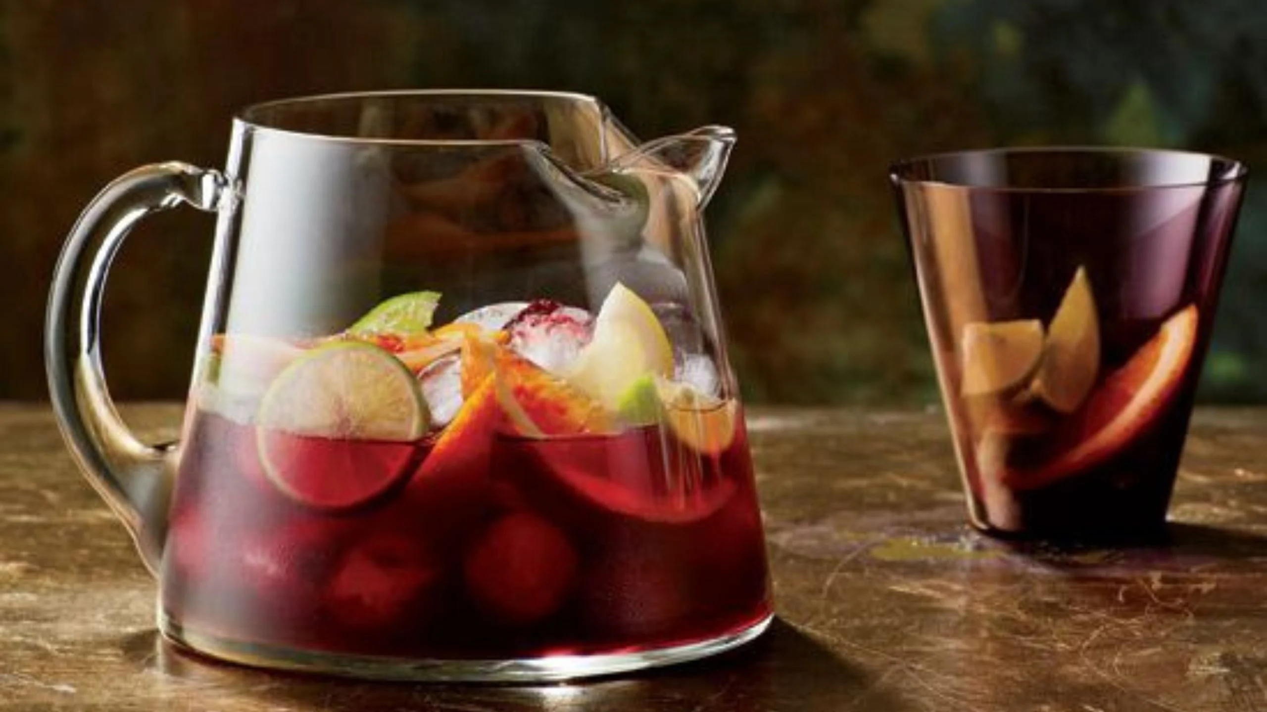 Elige el vino ideal para preparar una sangría
