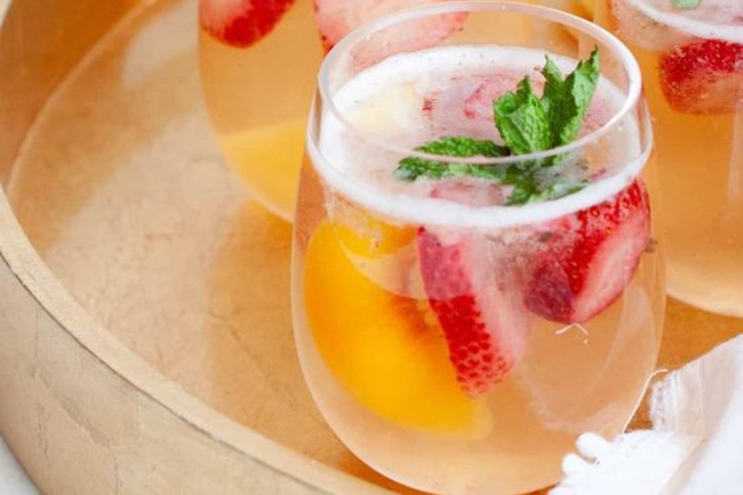 Elige el vino ideal para preparar una sangría