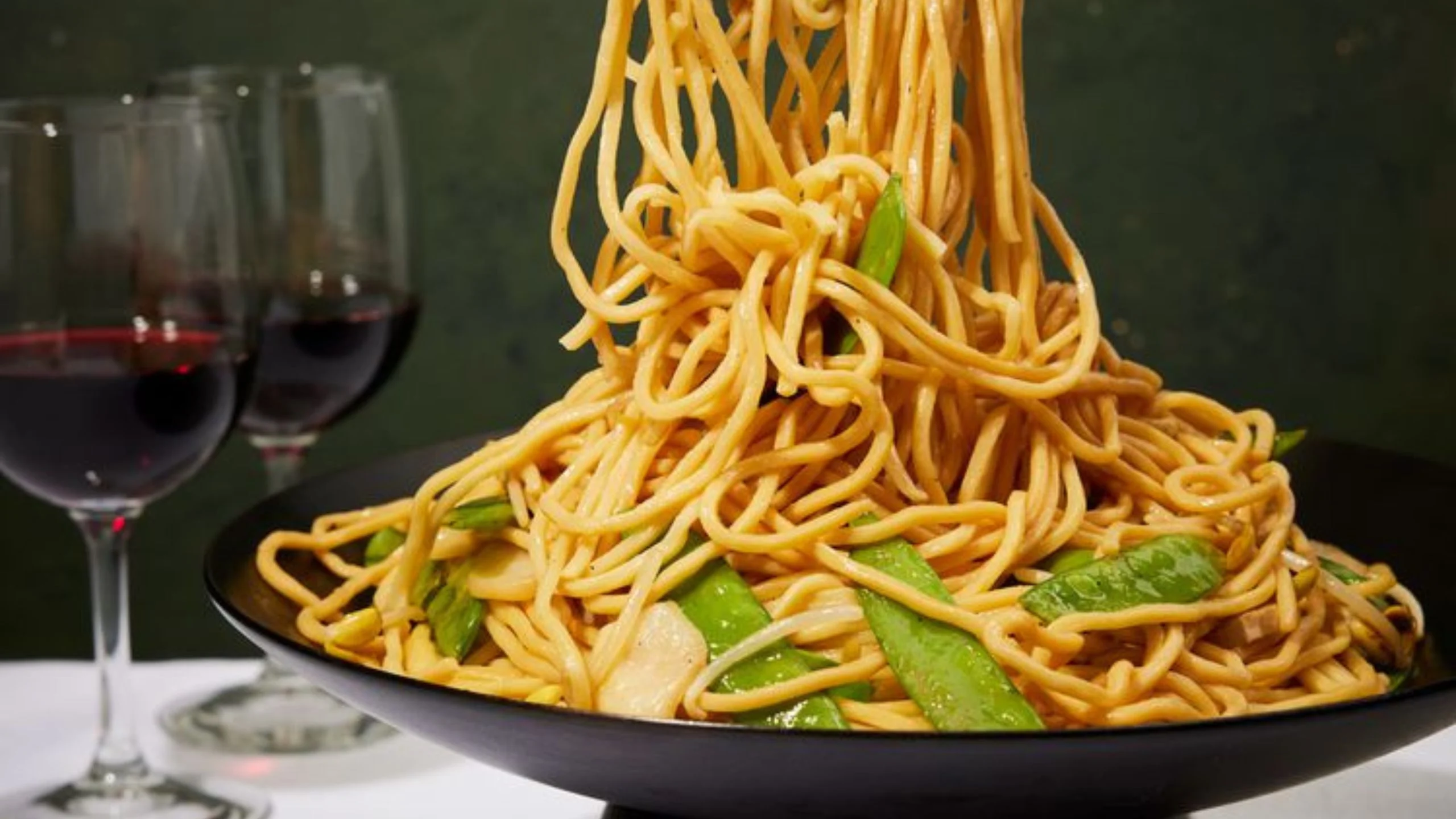 Noodles de la buena suerte para el Año Nuevo Lunar