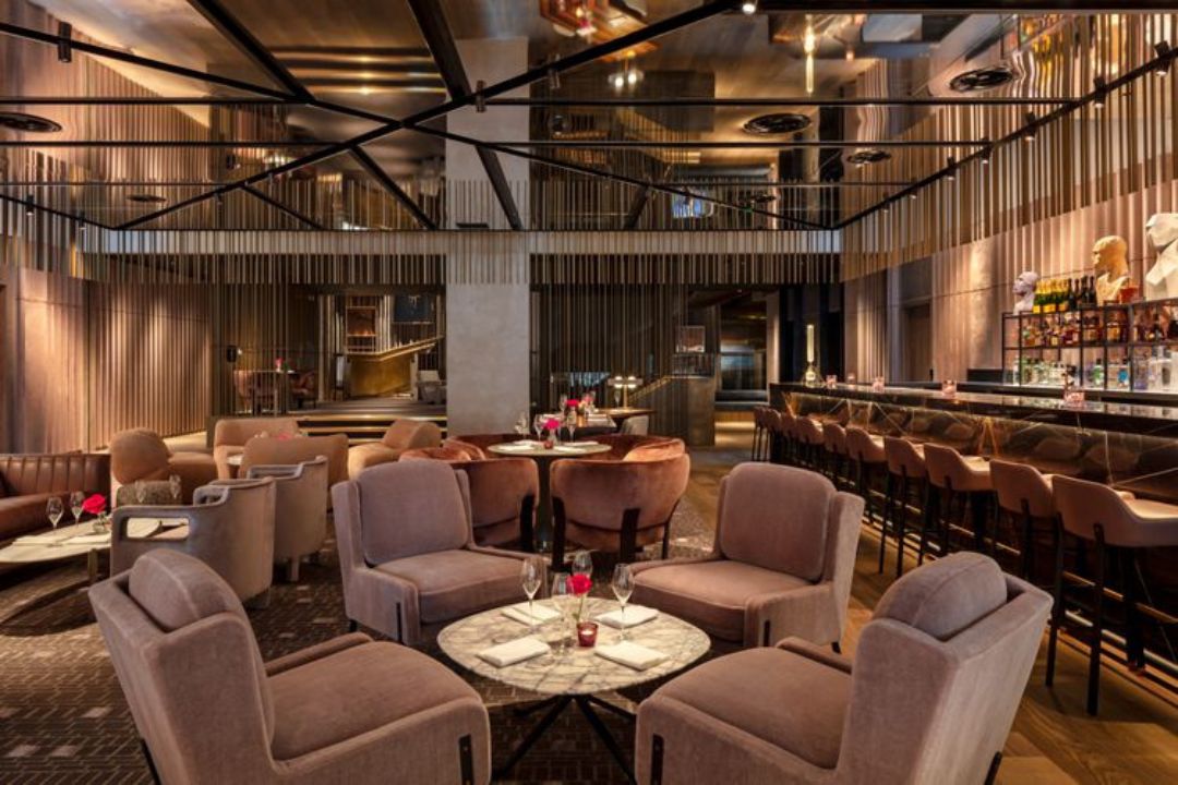 ¿Vas a Londres? Haz una parada en este bar de cócteles con champaña