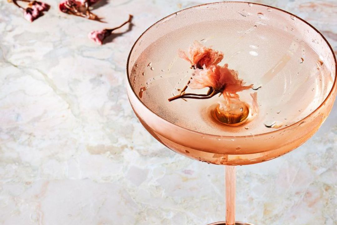 Tres cocteles rojos y con cereza para este San Valentín