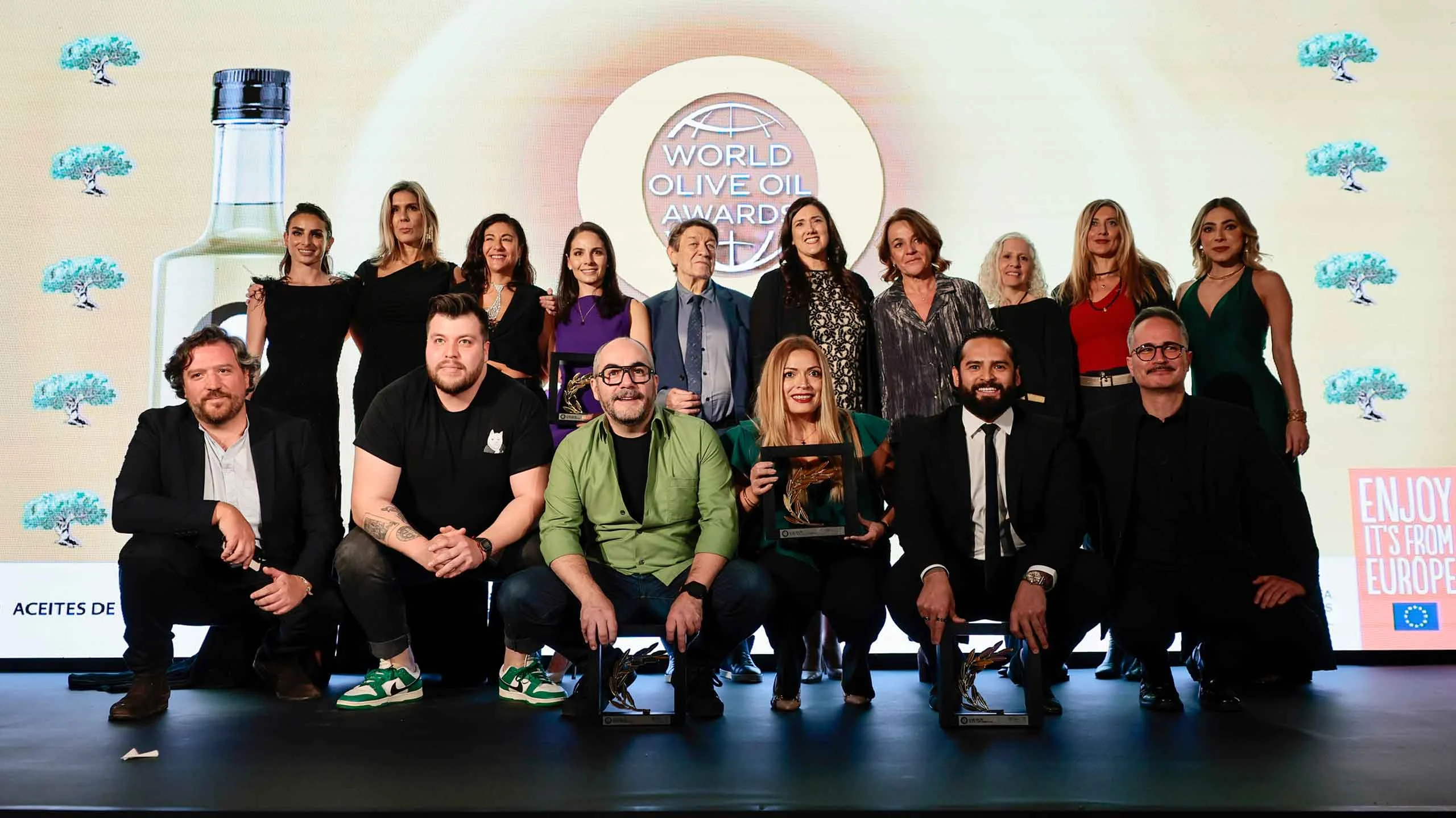 La magia de los Aceites de Oliva Europeos brilla en los World Olive Oil Awards Saborea la Vida