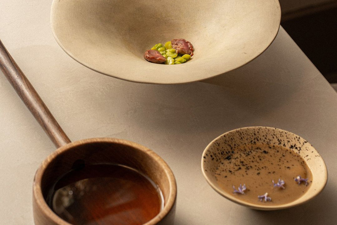 El restaurante de Ávila con platos tradicionales que fue galardonado por la Guía Michelin por su conciencia ecológica