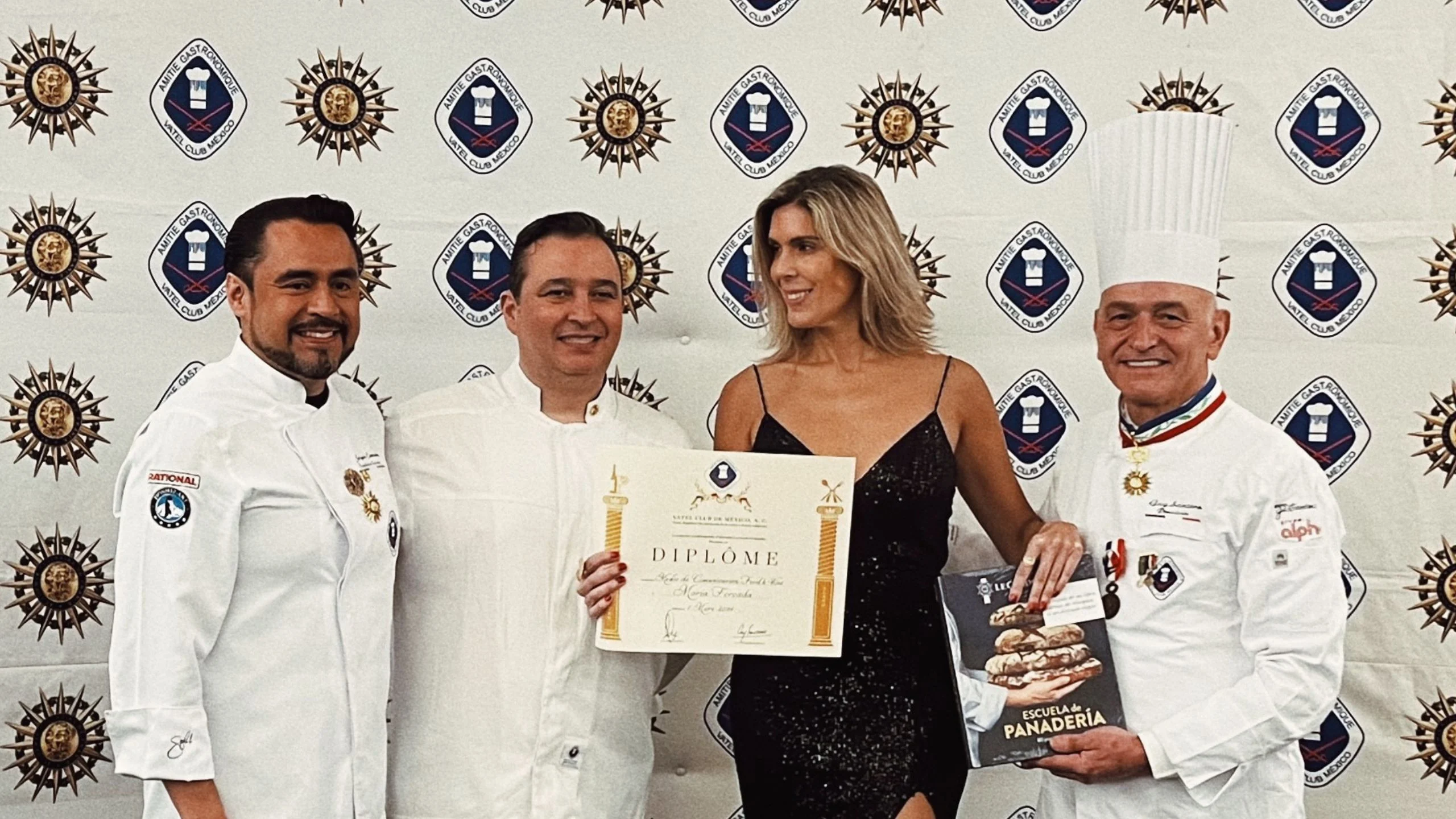 Food & Wine en español recibe el Premio Vatel al `Mejor medio gastronómico´ Food & Wine en español recibe el Premio Vatel al `Mejor medio gastronómico´