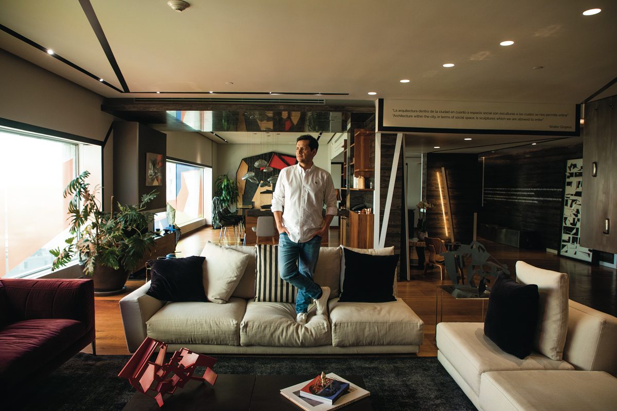Jorge Vallejo | Foto: Juan Pablo Espinosa | Locación: suite Diego Rivera del Hotel Presidente InterContinental Mexico City