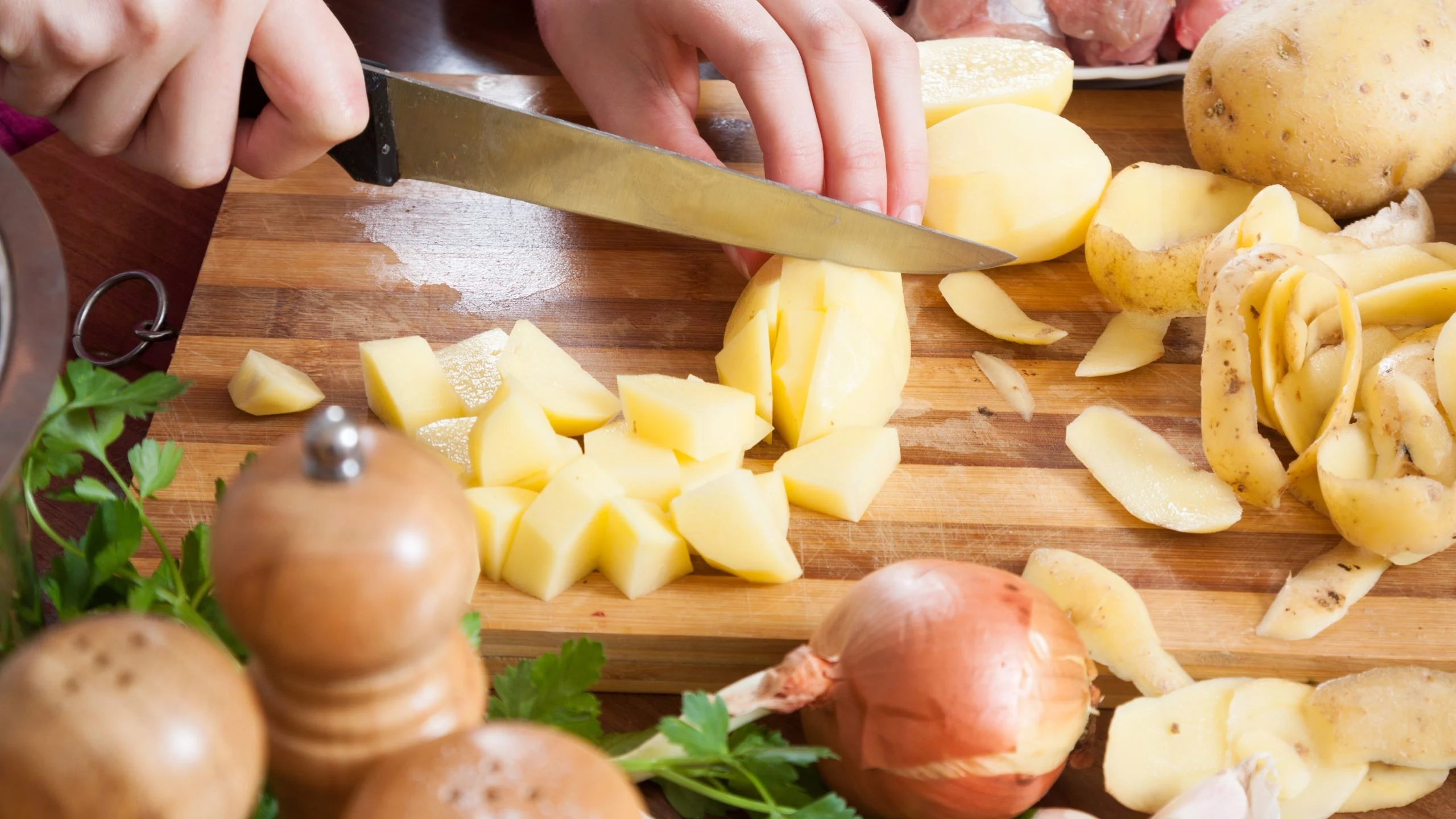 Receta fácil para hacer papas a la huancaína y que queden deliciosas